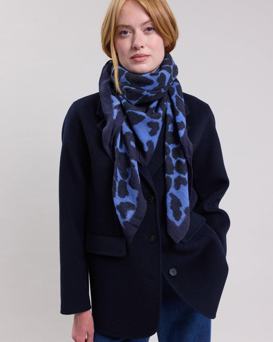 Echarpe Femme en laine imprimé léopard Bleu - Image principale