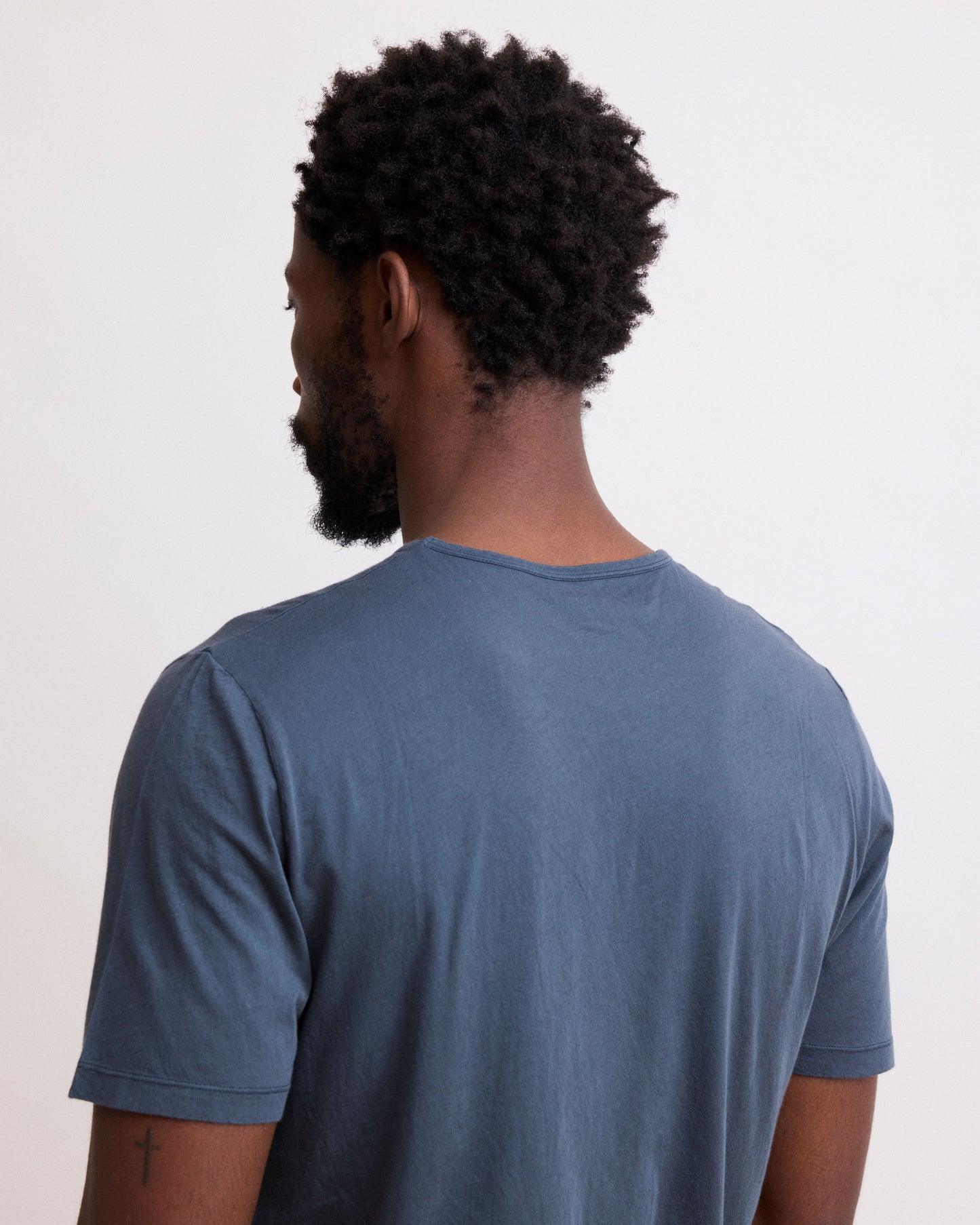 T-Shirt Homme en Jersey De Coton Léger Carbone Light Crew