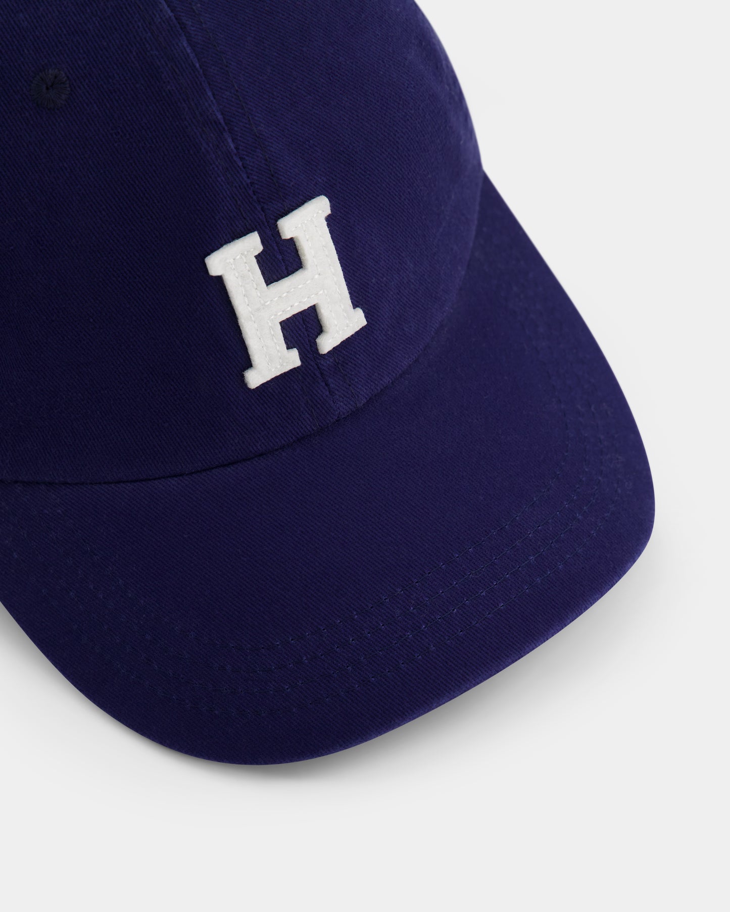 Gorra de algodón azul índigo para hombre H