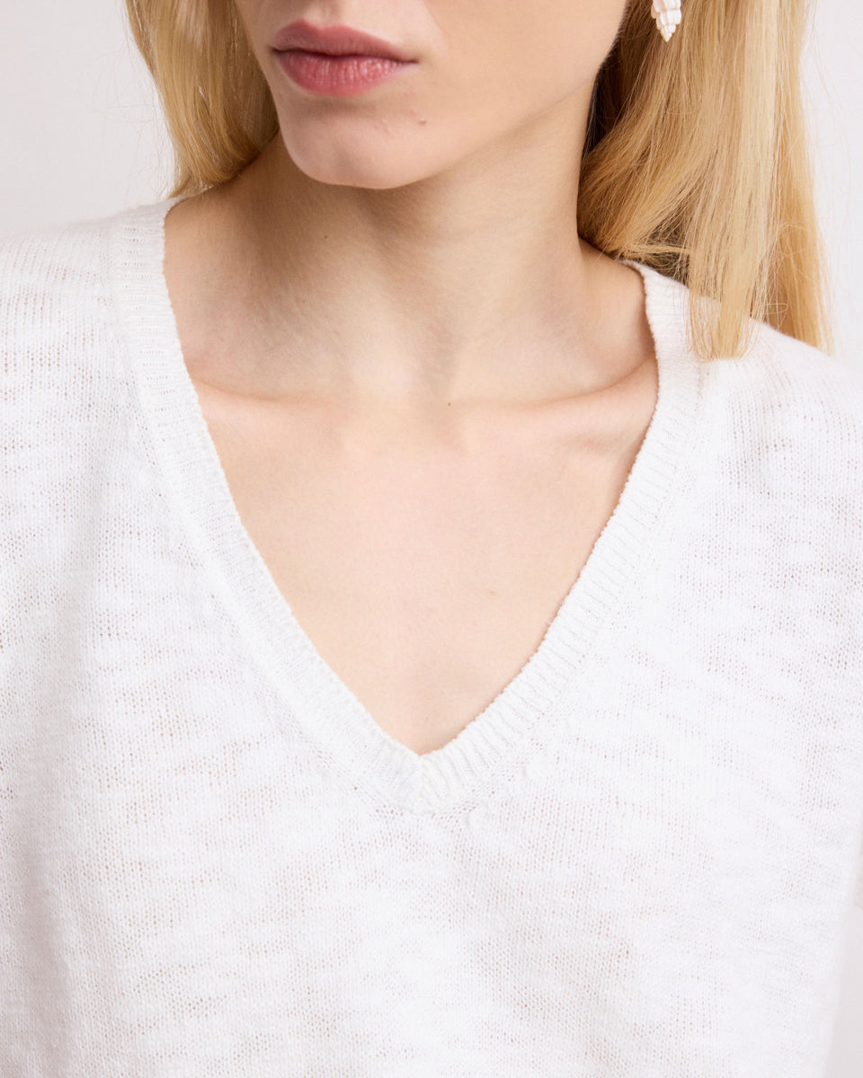 Mirtille Women's Off-White Slub Cotton Sweater - Image 3