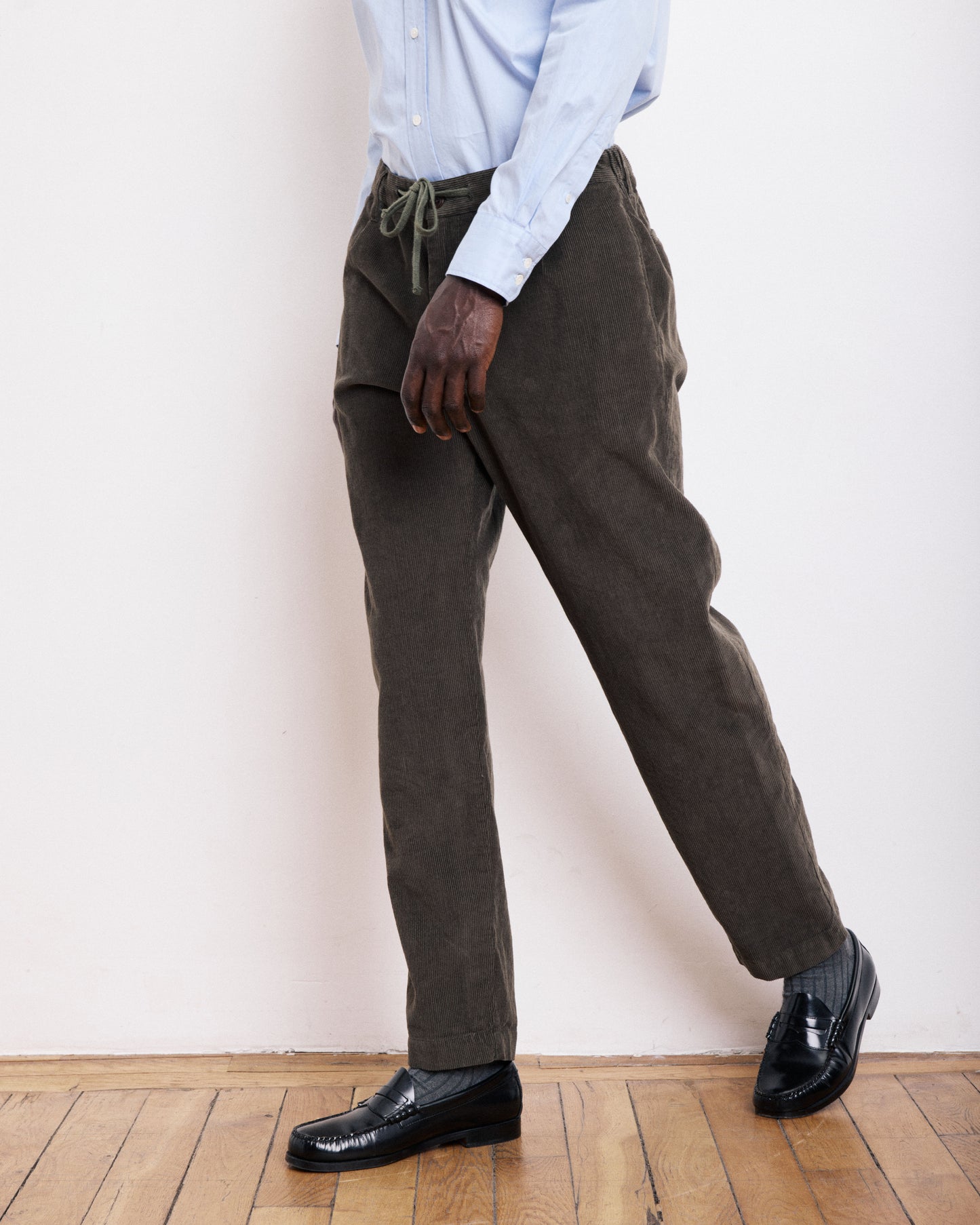 Pantalon Homme en Velours Côtelé Vert Olive Tanker