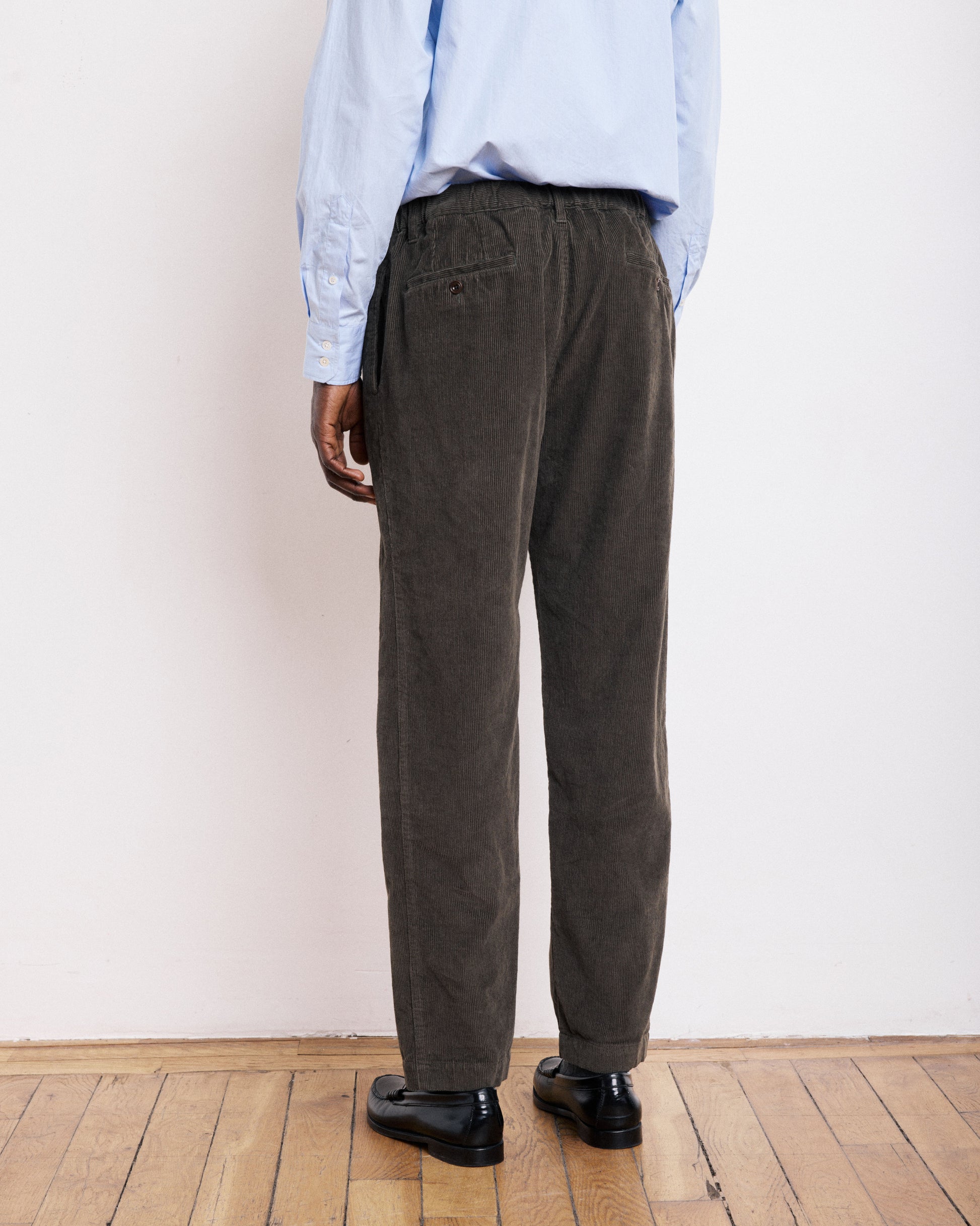 Pantalon Homme en Velours Côtelé Vert Olive Tanker