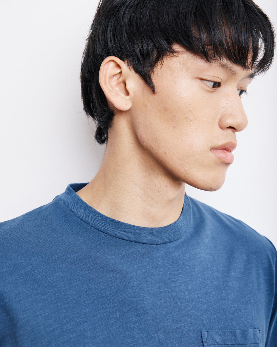 T-Shirt Homme en Coton Slub Bleu Cobalt Pocket Crew - Image 3