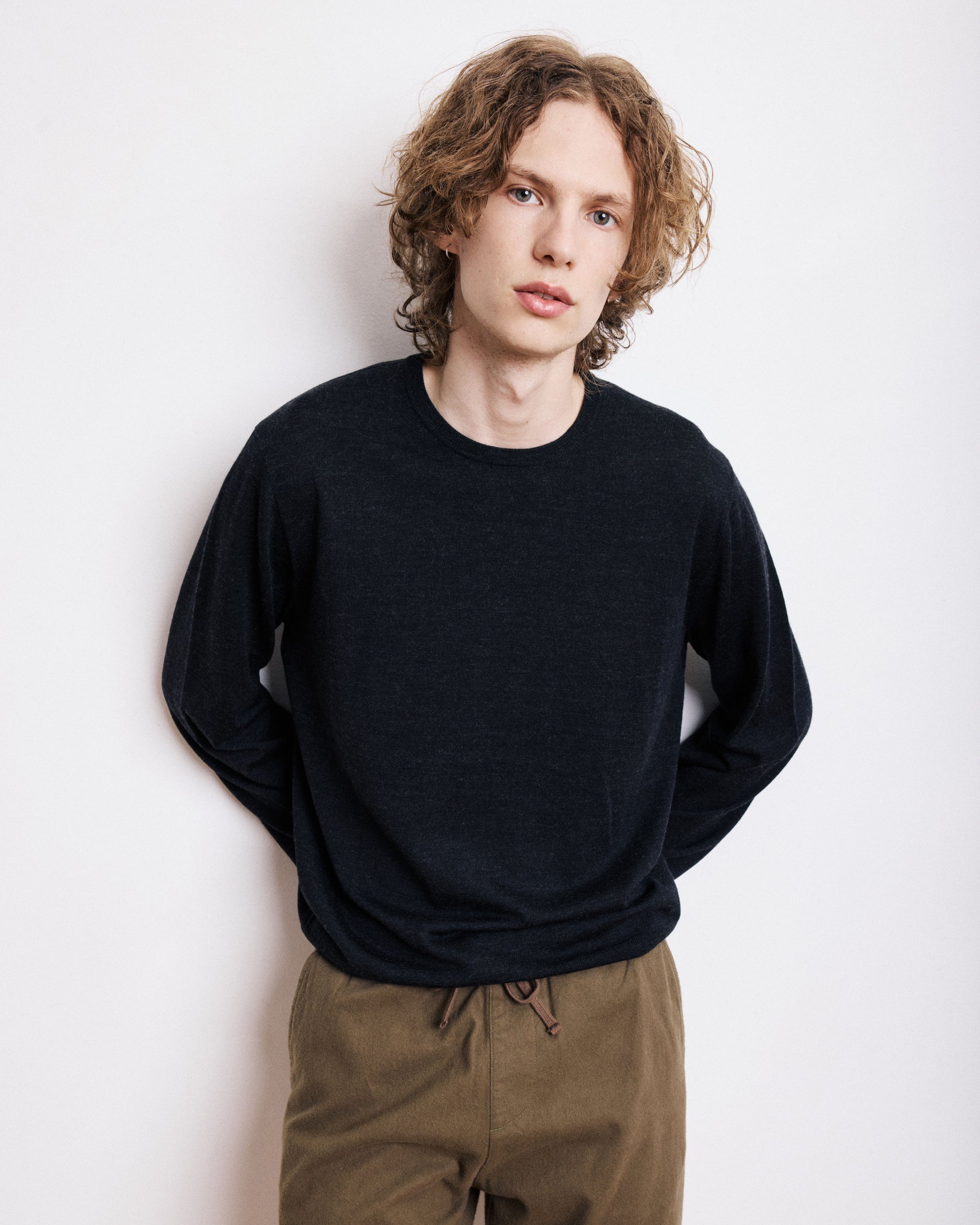 Pull Col Rond Homme en Fine Laine Mérinos Noir