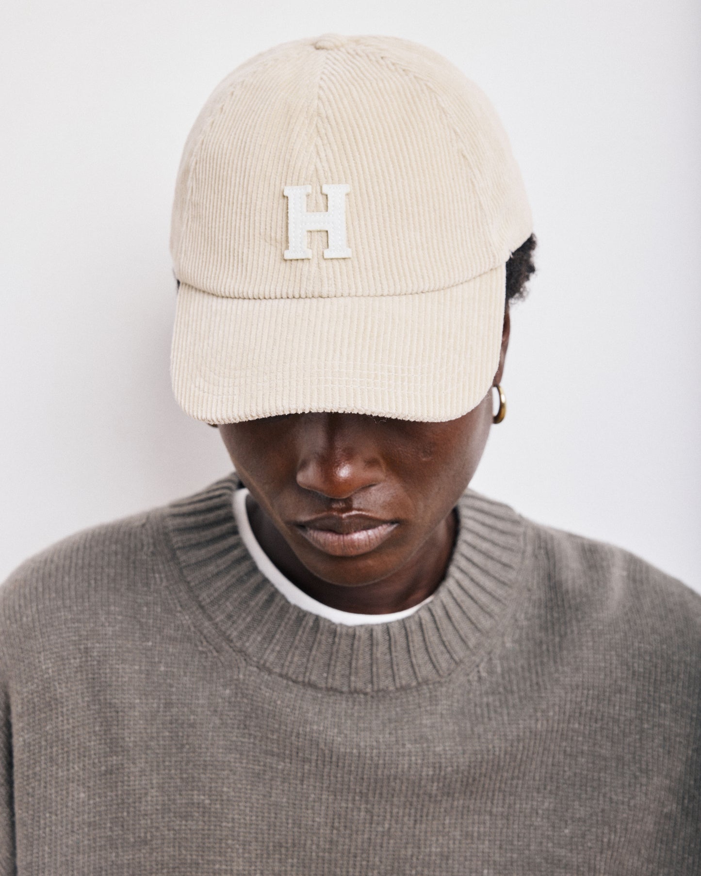 Casquette Femme en Velours Côtelé Ecru Cap H