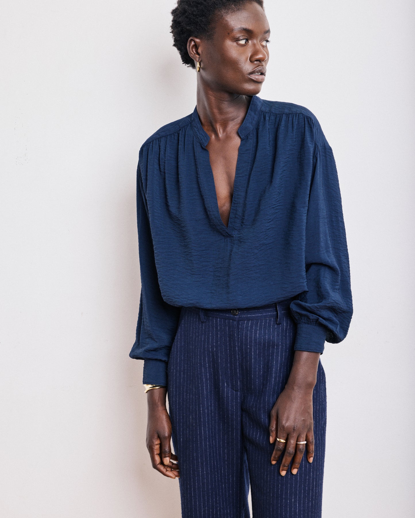 Blouse Femme en Viscose Froissée Bleu Marine Calo