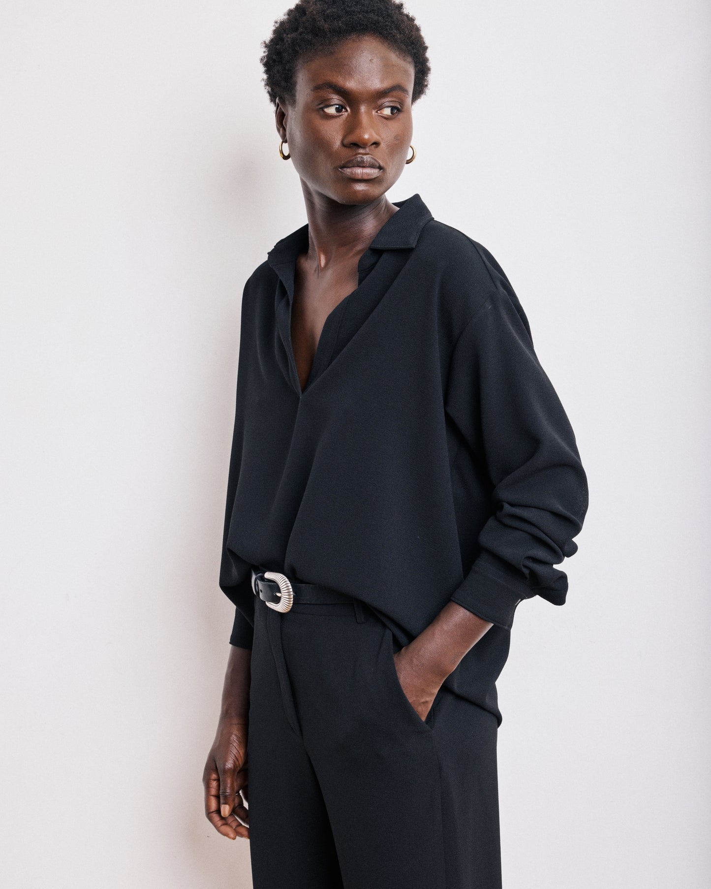 Blouse Femme en Crêpe Noir Chorus