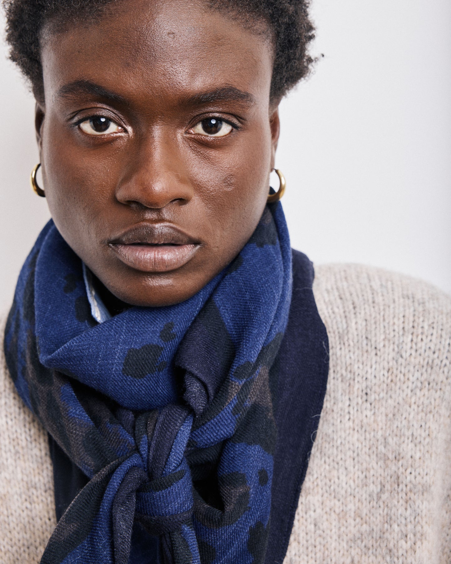 Echarpe Femme en Laine Imprimé Bleu Léopard