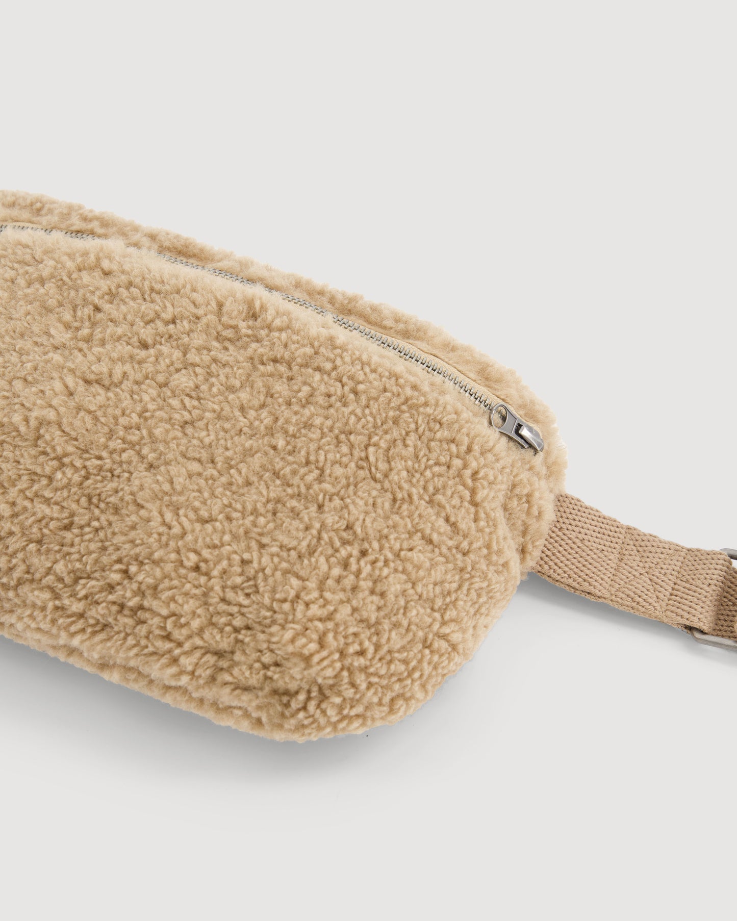 Banane Femme en Fausse Fourrure Bouclée Beige Elvire Bag