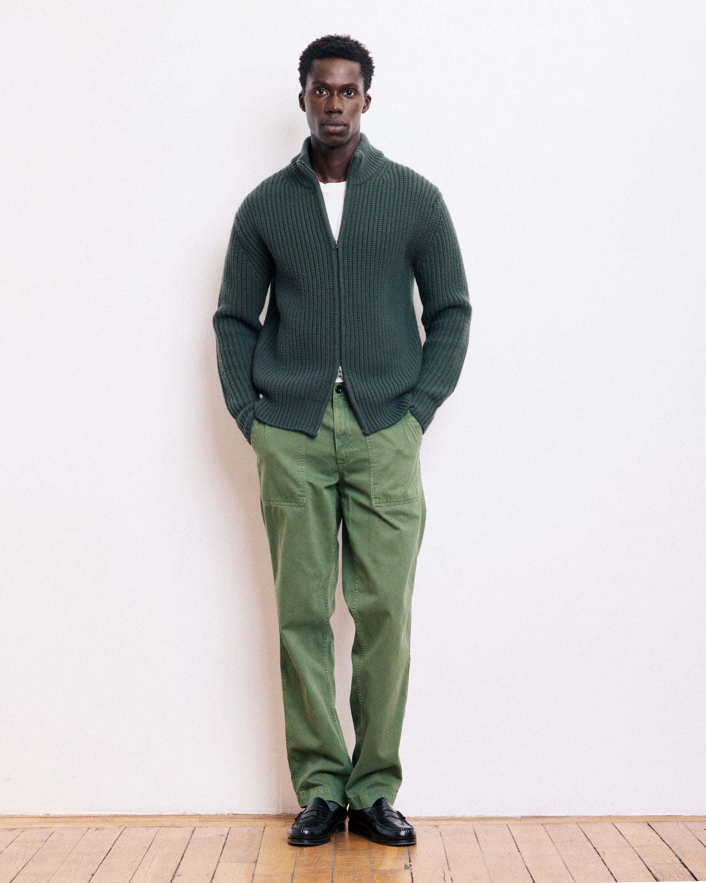 Pull Homme en Laine Mérinos Vert Militaire