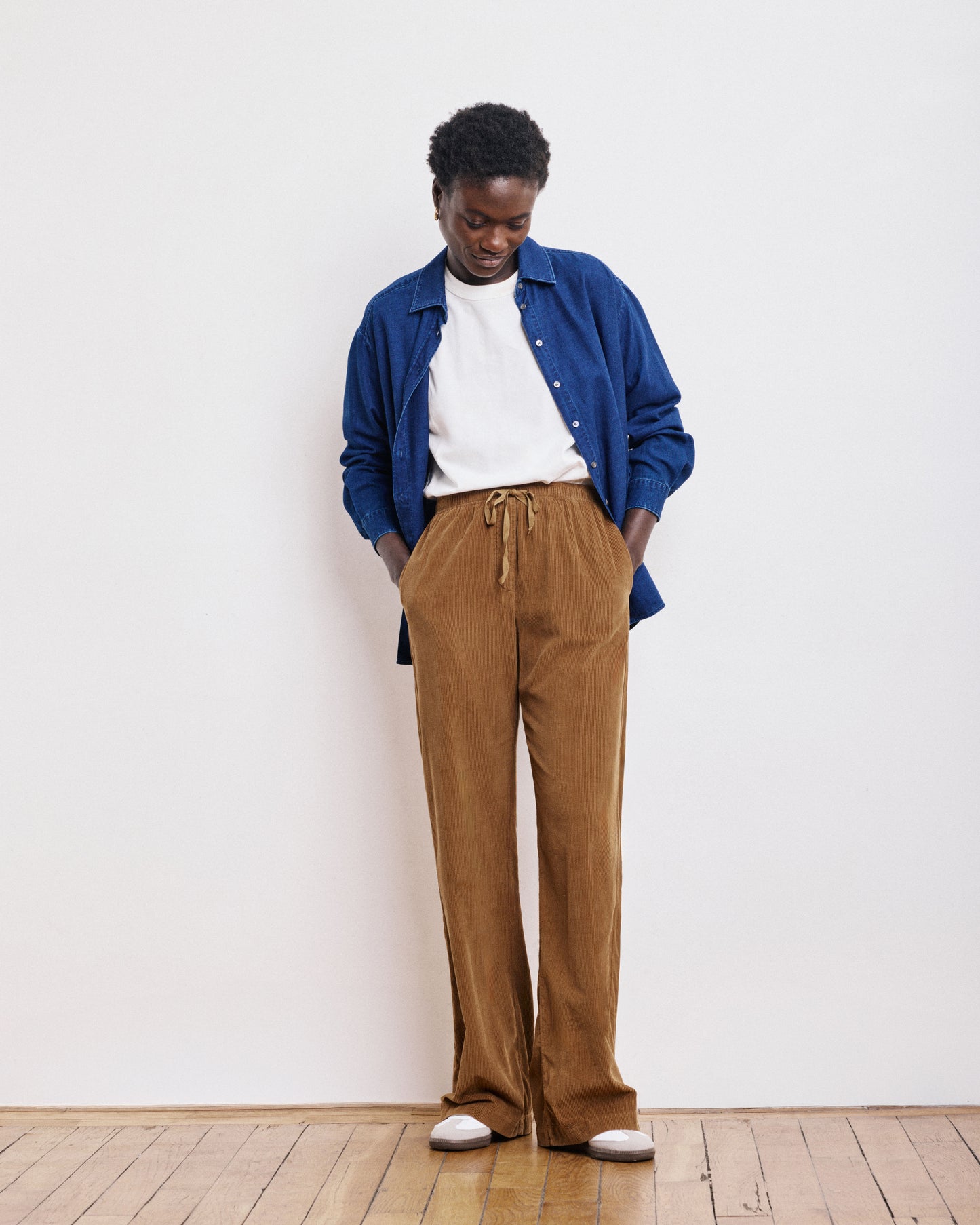 Pantalon Femme en Velours Côtelé Fin Mocha Plumiel