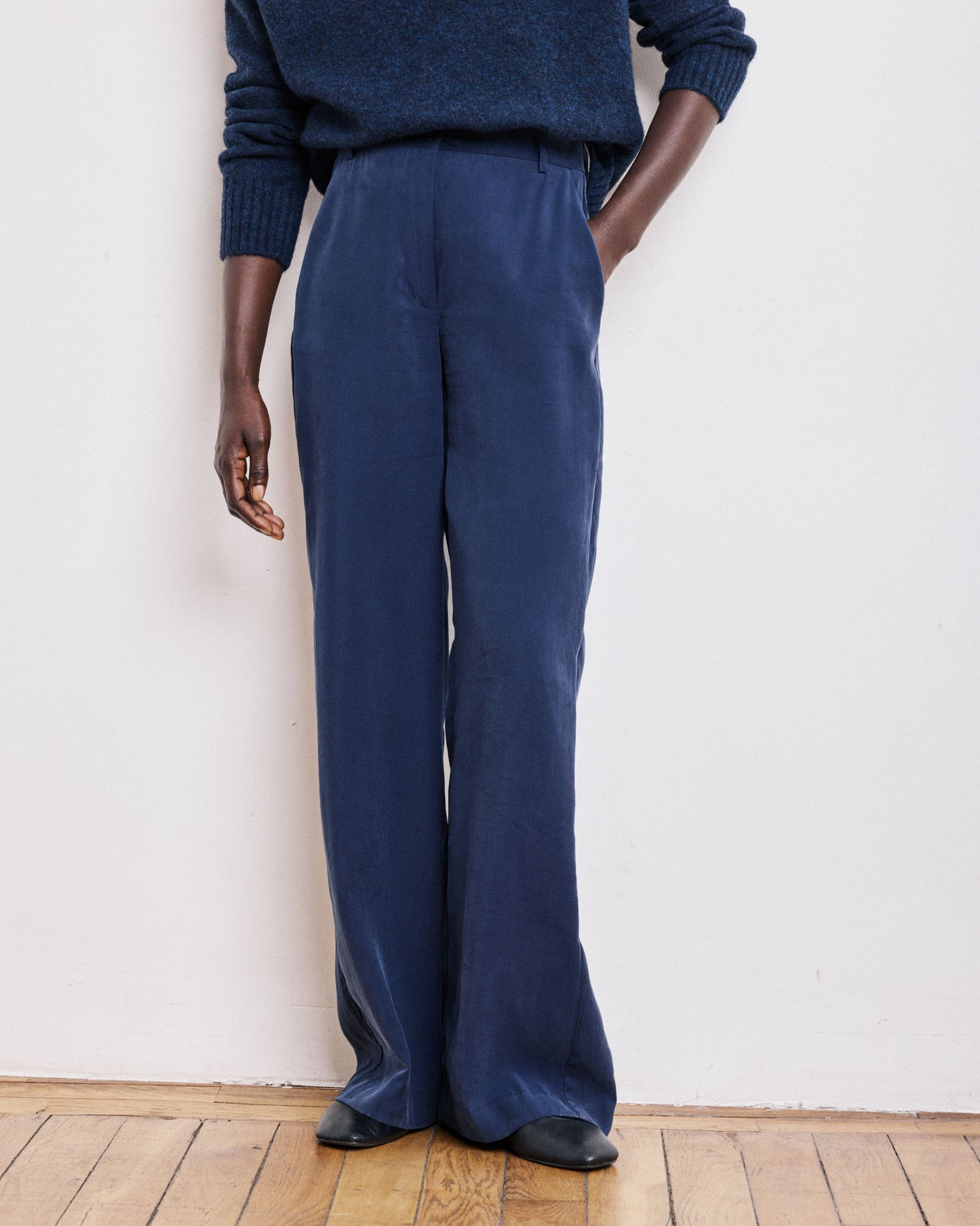 Pantalon Femme en Modal Bleu Marine Positanon