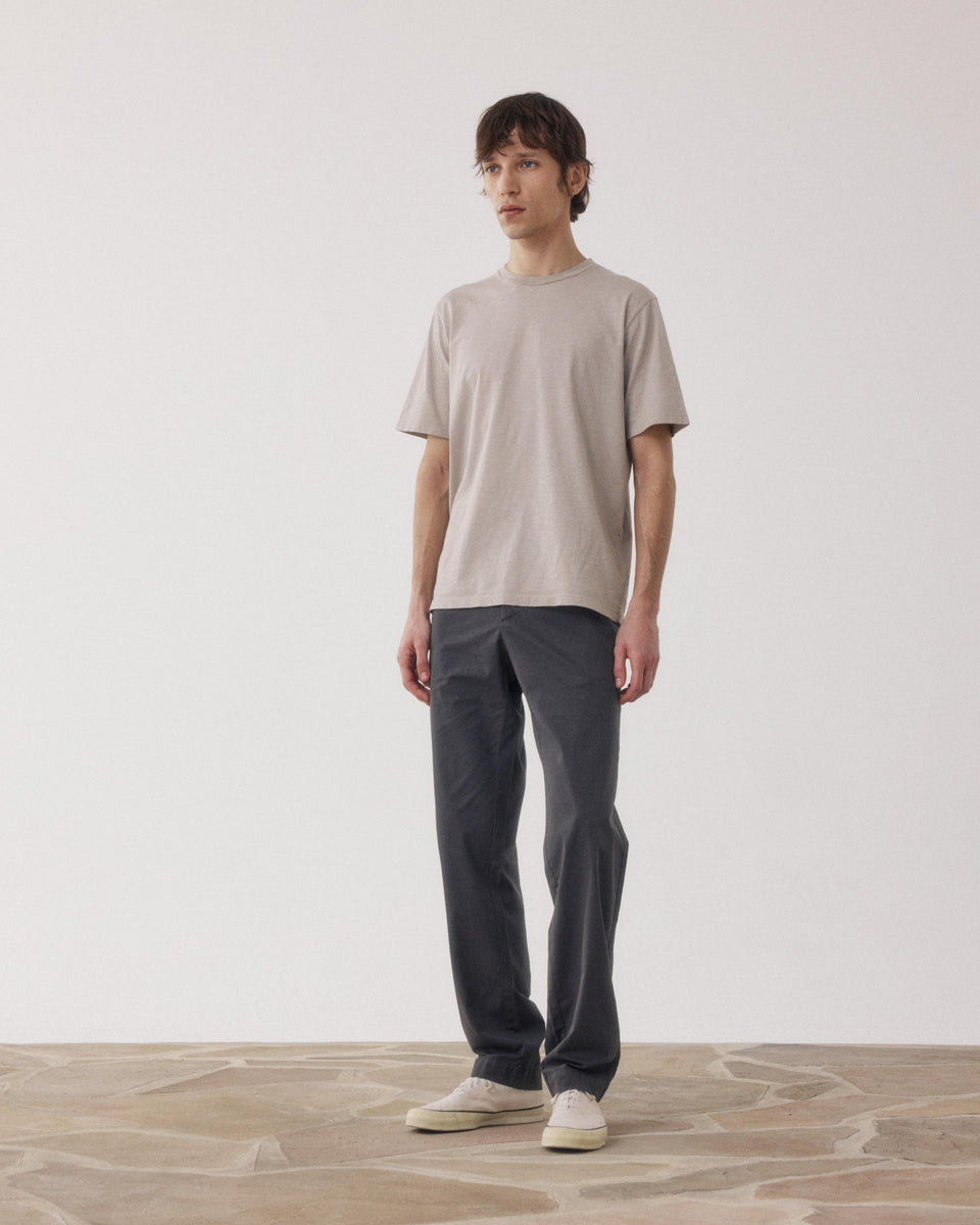 Pantalon Homme Chino léger Carbone Taylor - Image 3