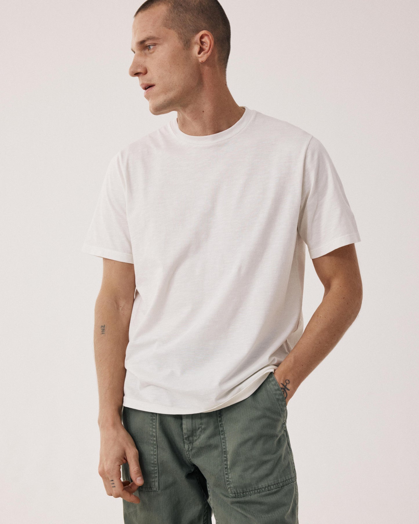 Men's Off-white Slub Cotton Crew Neck T-Shirt BF68303-01