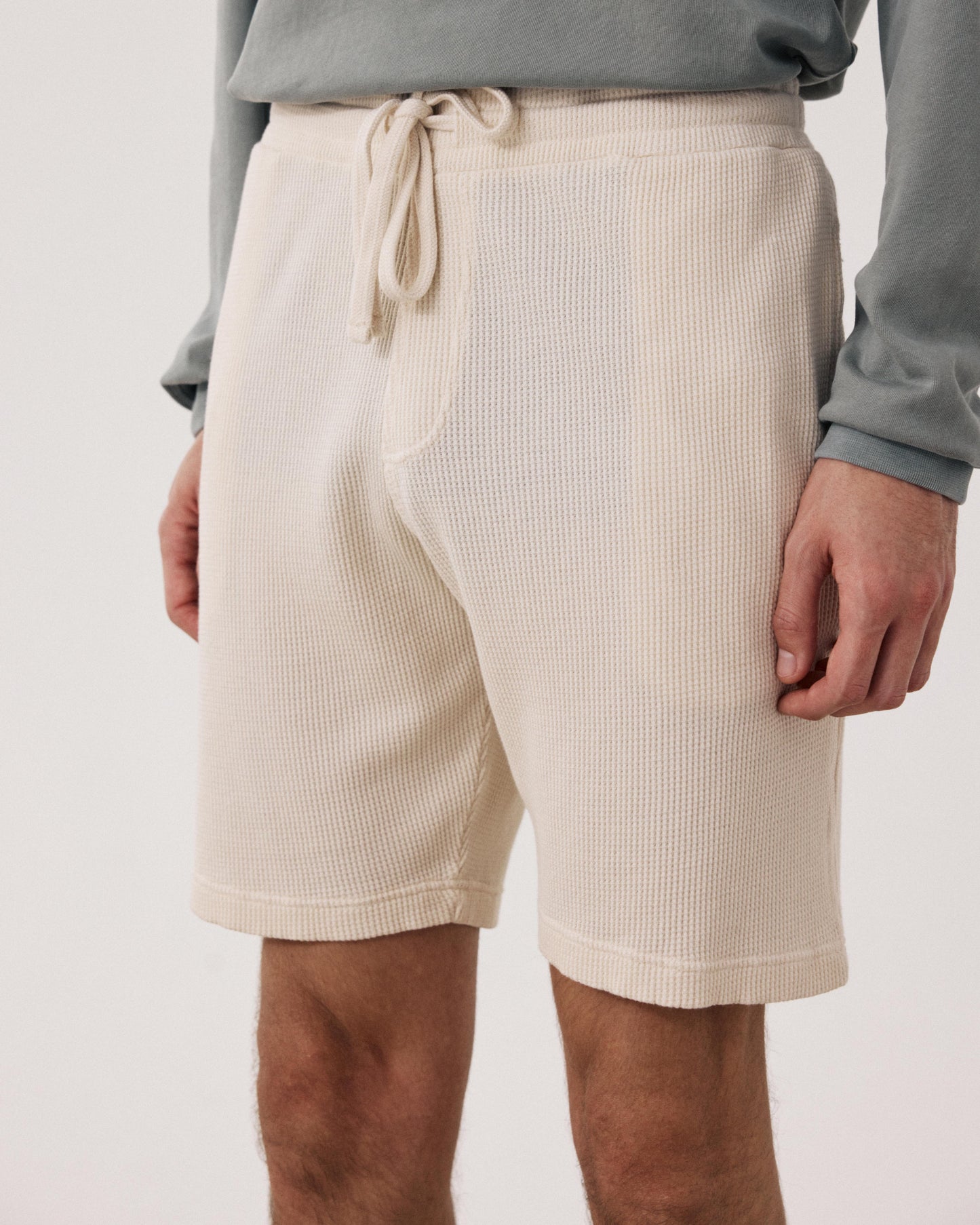 Bermudas para hombre en jersey de algodón gofrado vainilla BF93310-01