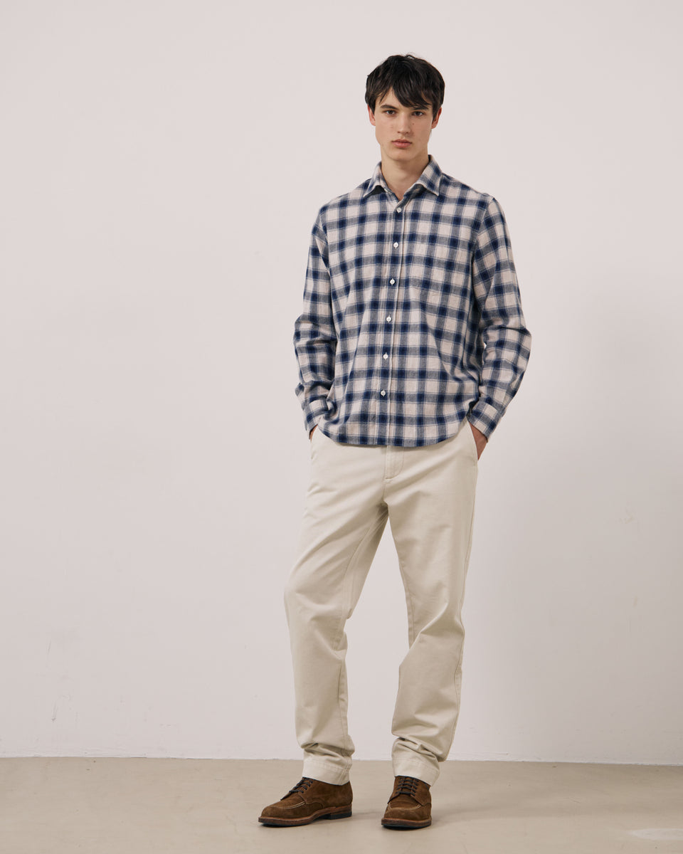 Herrenhemd aus kariertem Flanell in Ecru & Blau Paul - Image 2