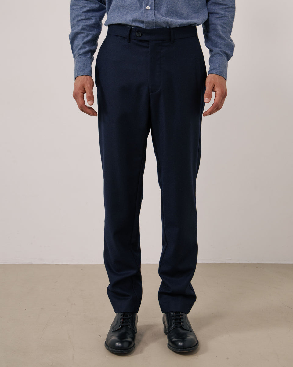 Pantalon Homme en Flanelle de Laine Vierge Bleu Marine Taylor - Image 2