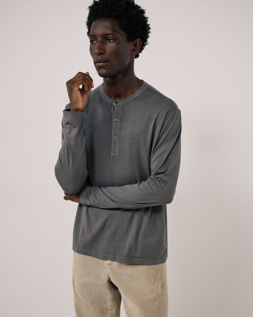 Maglietta da uomo in jersey di lyocell e cotone grigio Henley - Image 2