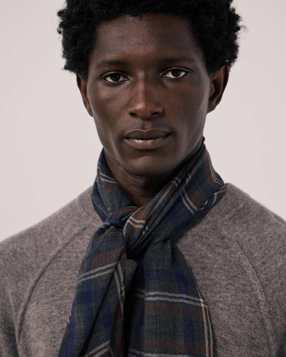 Echarpe Homme en Laine à Carreaux Tartan Bleu & Gris - Image 2