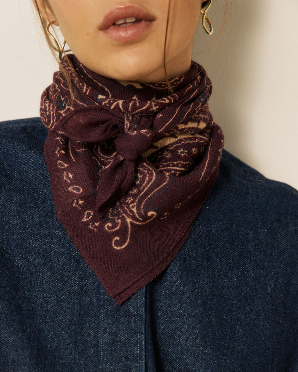Echarpe Femme en Laine imprimé Bordeaux Bandana - Image 2