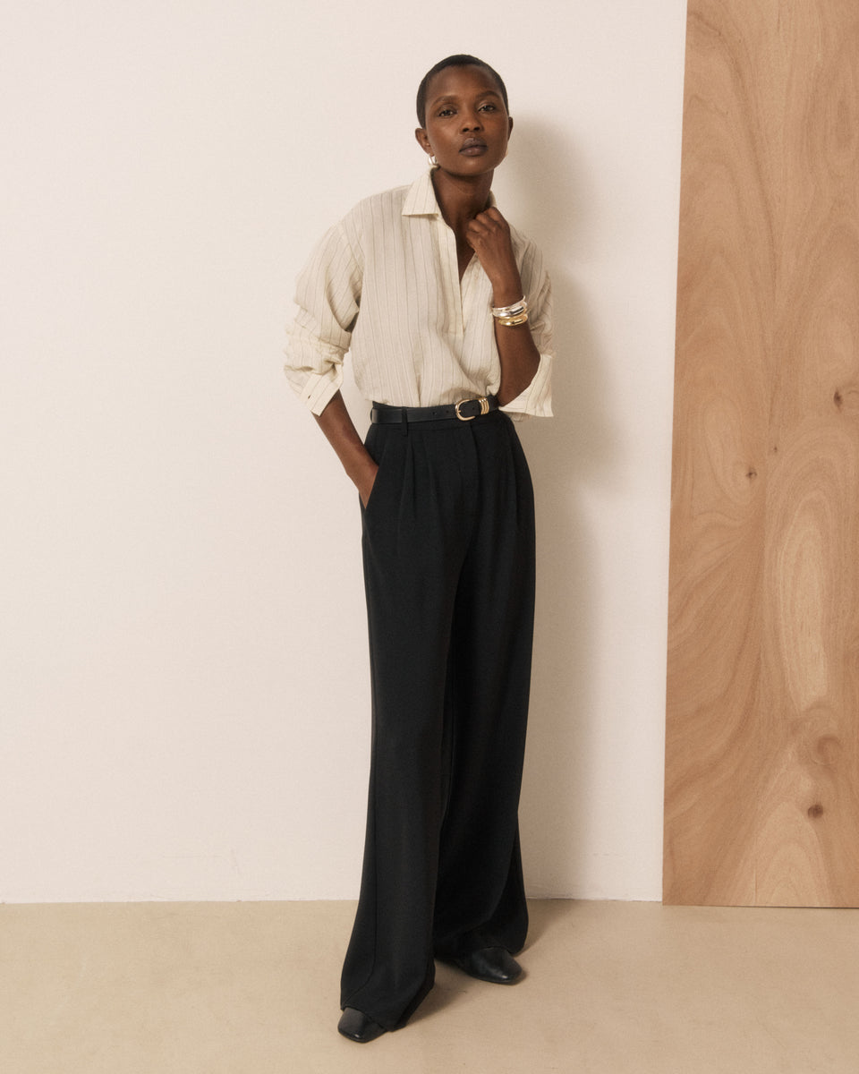 Pantalon Femme en Crêpe Noir Passion - Image 3