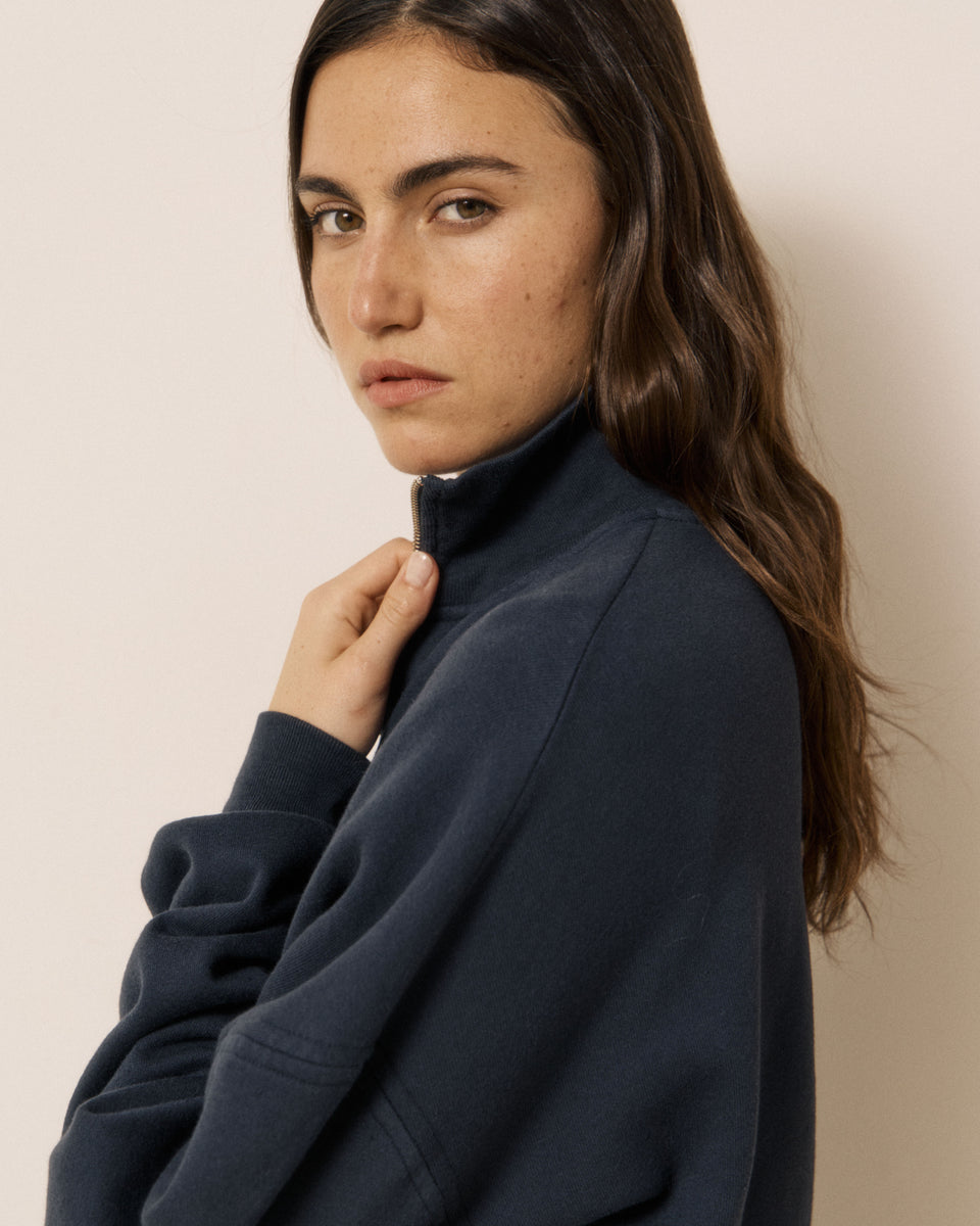 Sweatshirt Femme en Molleton Bleu Nuit Typha - Image 2