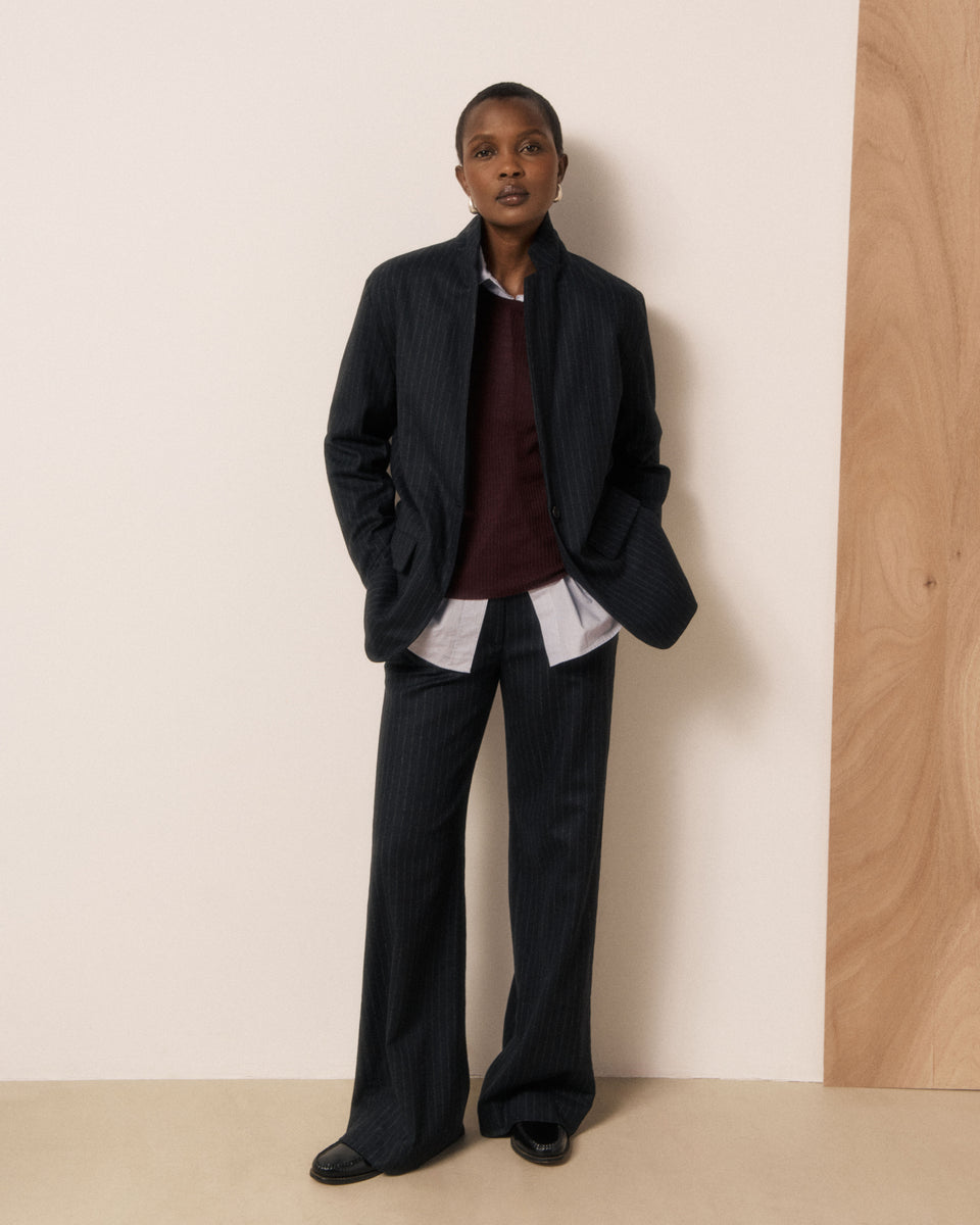 Veste Femme en Flanelle de Laine à Rayures Bleu Nuit Victo - Image principale
