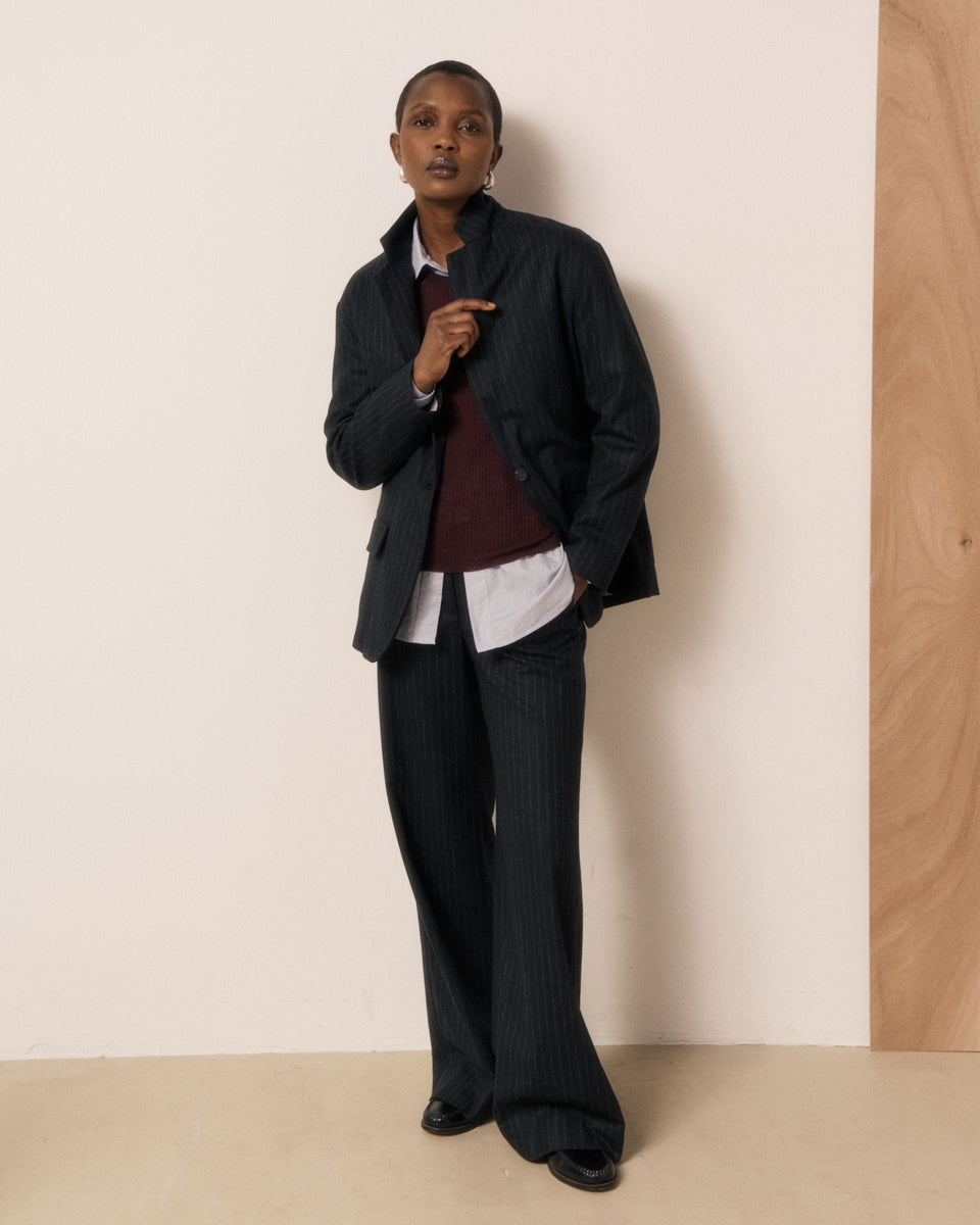Veste Femme en Flanelle de Laine à Rayures Bleu Nuit Victo - Image 3