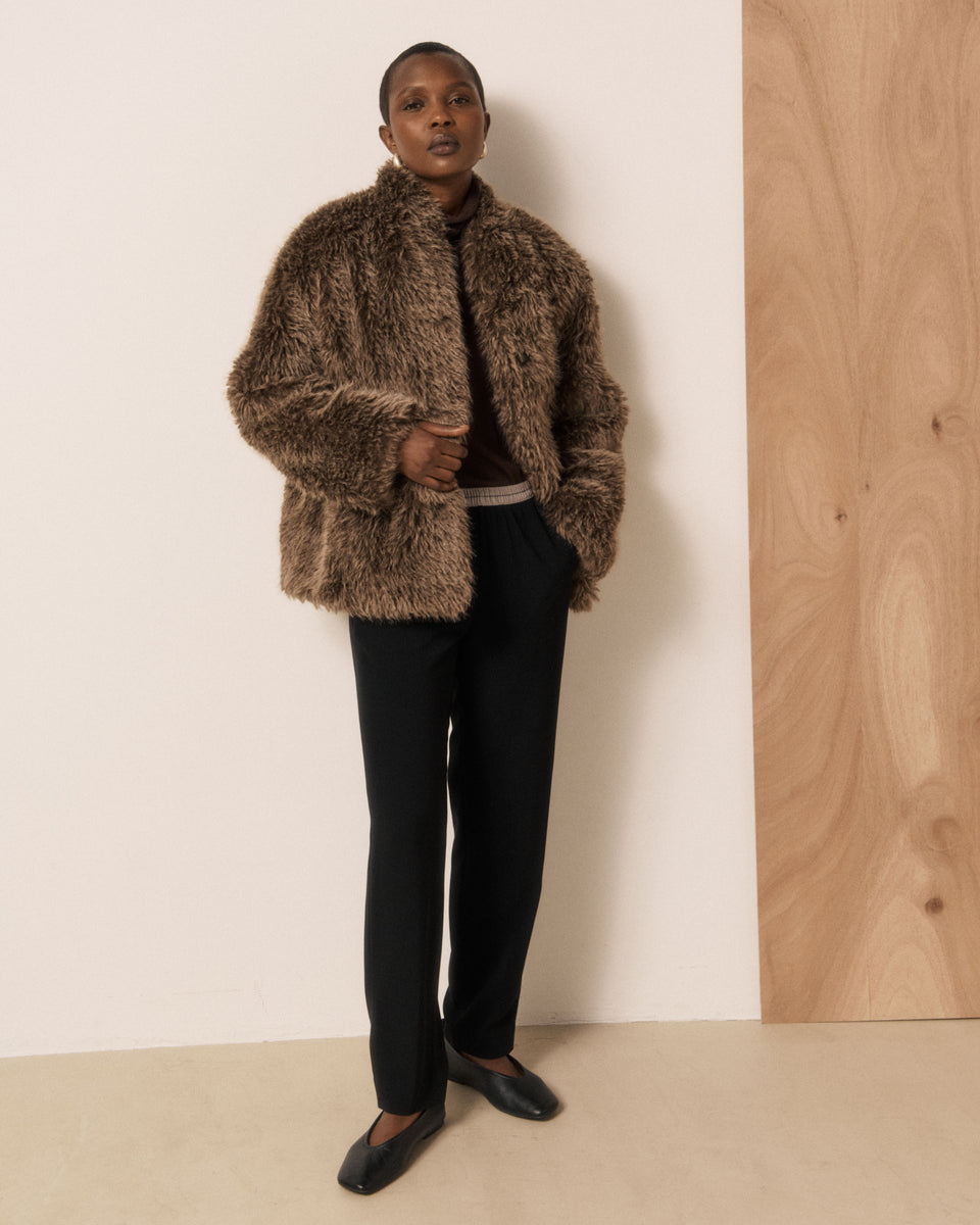 Veste Femme en Fausse fourrure à poils longs Marron Valda - Image 3