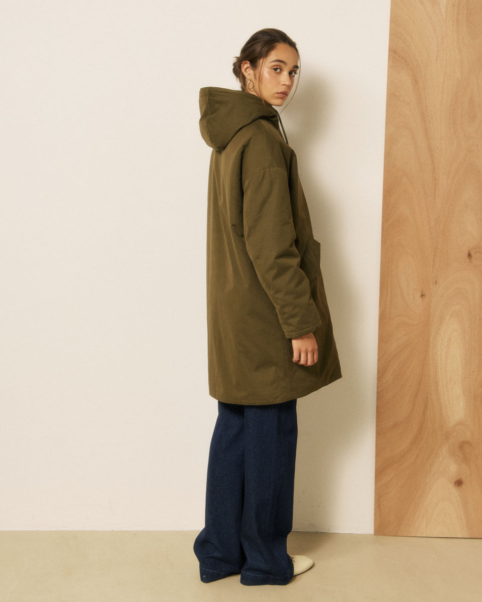 Manteau Femme en Gabardine de Coton Vert Militaire Vader - Image 2