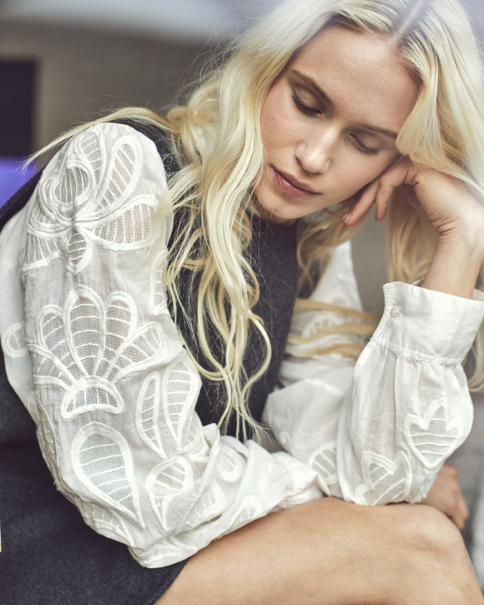 Chemise Femme en voile de coton Ecru Cherry - Image principale