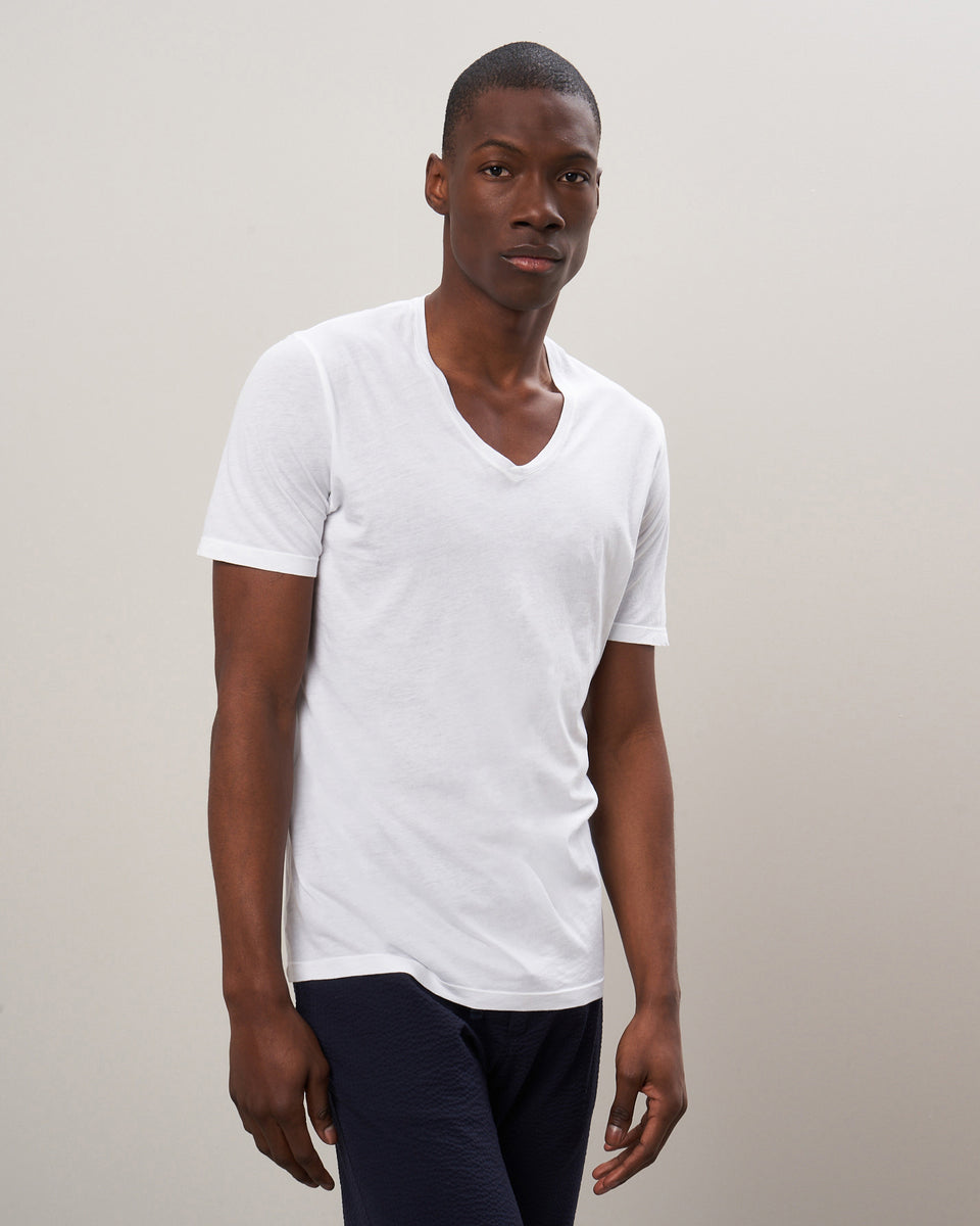 Men's White V-Neck Light Jersey Tee Shirt - Image principale