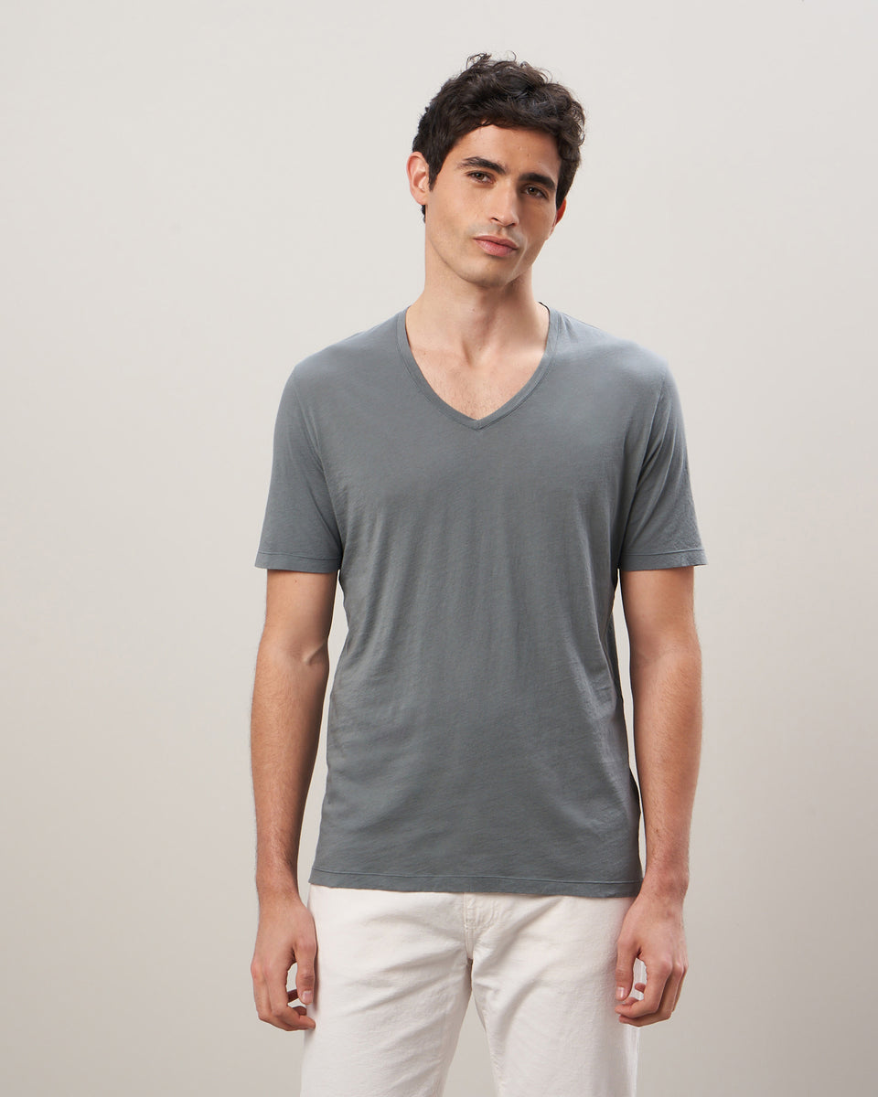Men's Olive Green V-neck Light Jersey Tee Shirt - Image principale
