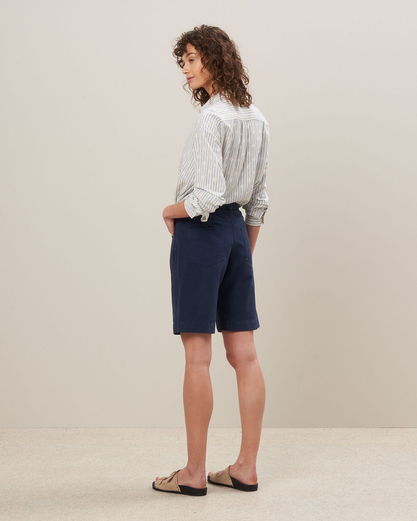 Short Femme en coton et lin Bleu marine Stairway BBSH601-33