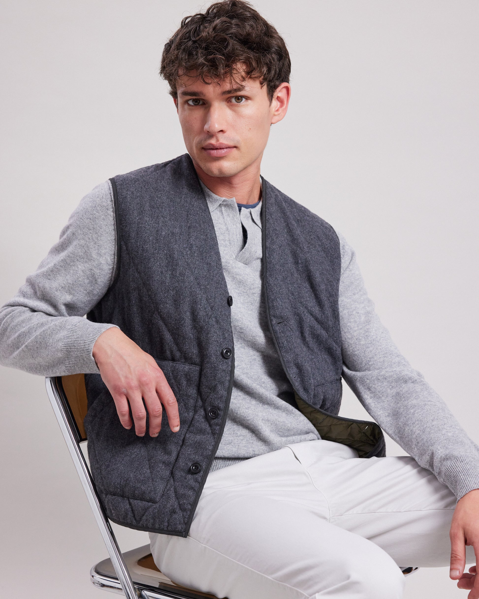 Gilet Homme matelassé en flanelle de laine Gris Vince