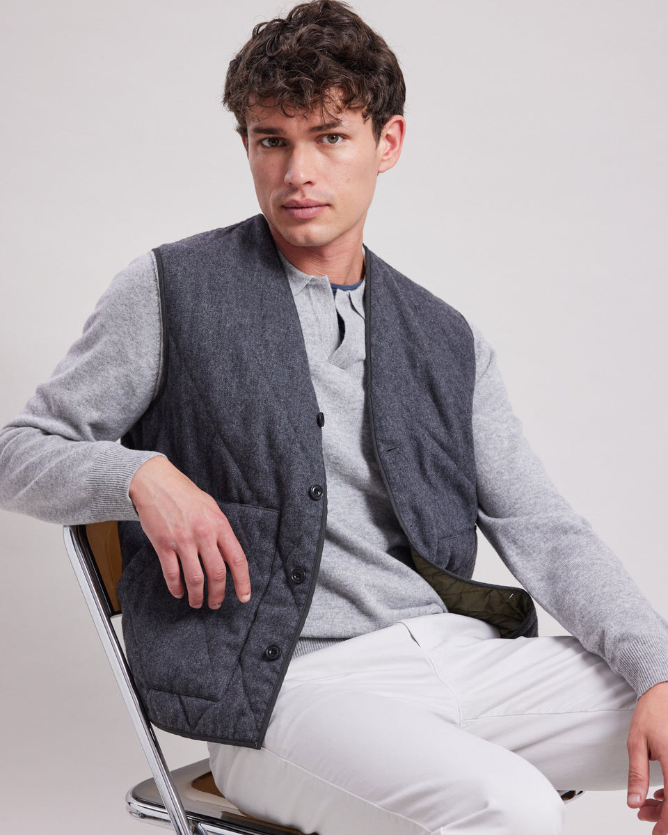 Gilet Homme matelassé en flanelle de laine Gris Vince - Image principale