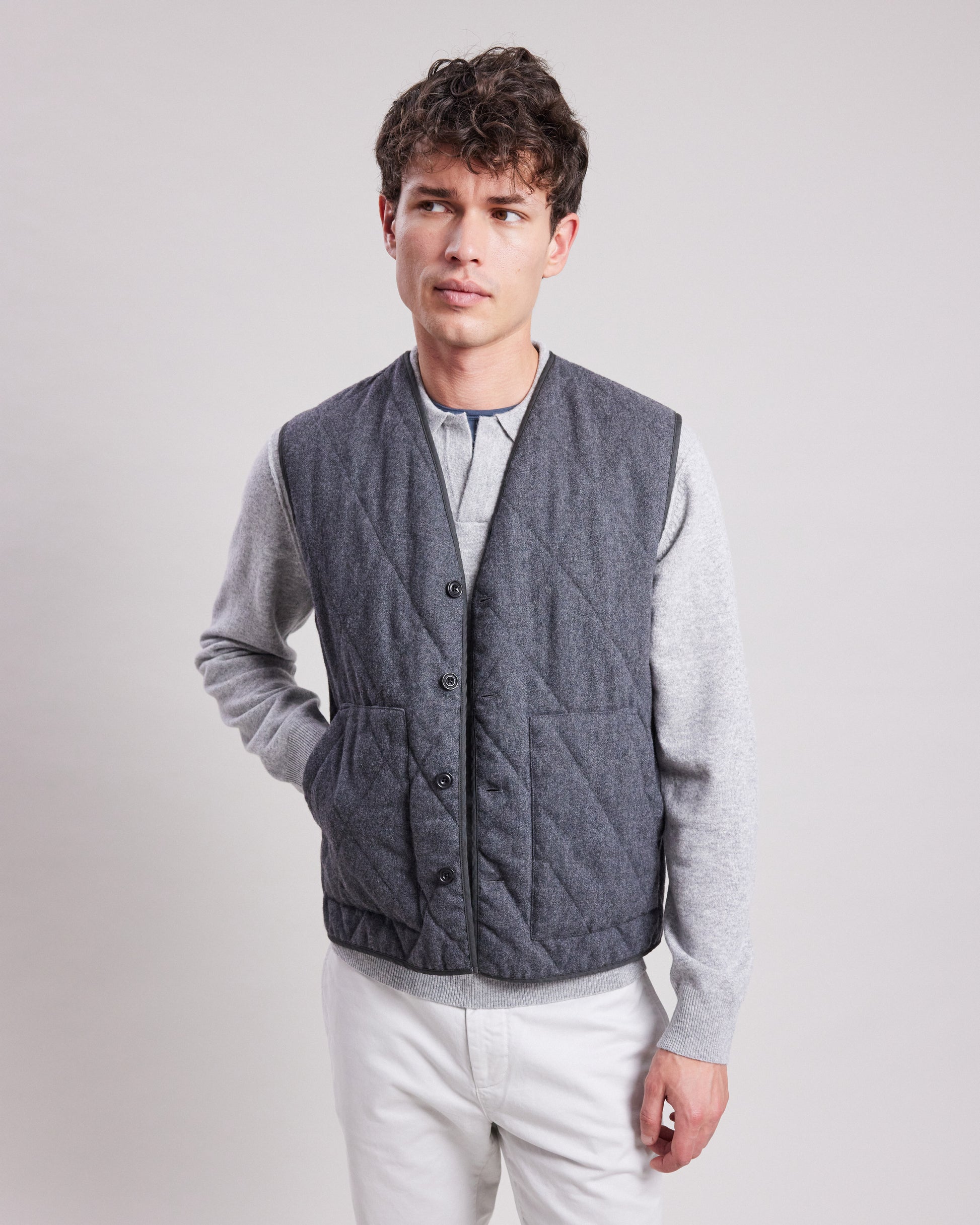 Gilet Homme matelassé en flanelle de laine Gris Vince