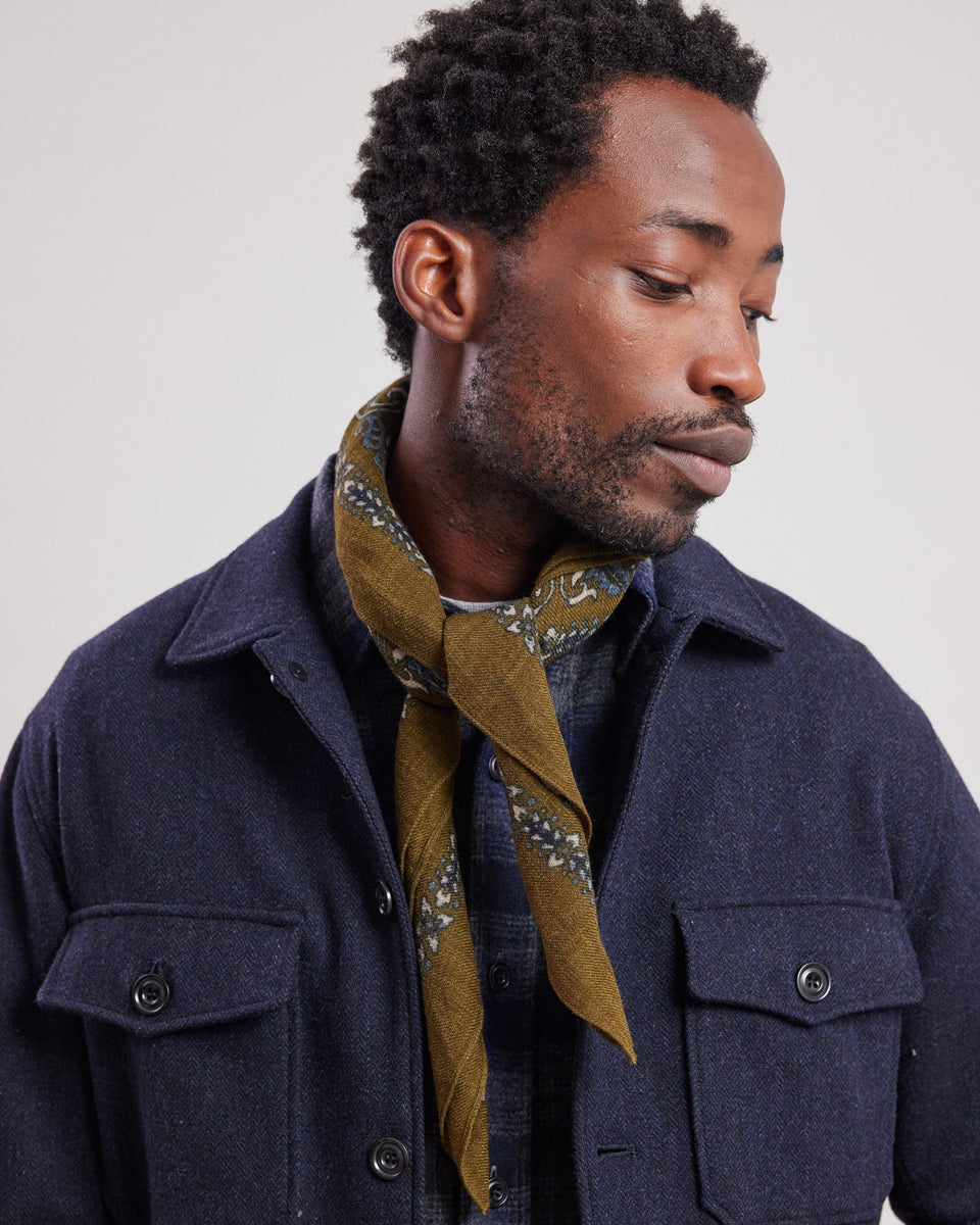 Men's Military Green bandana print wool Scarf - Image alternative