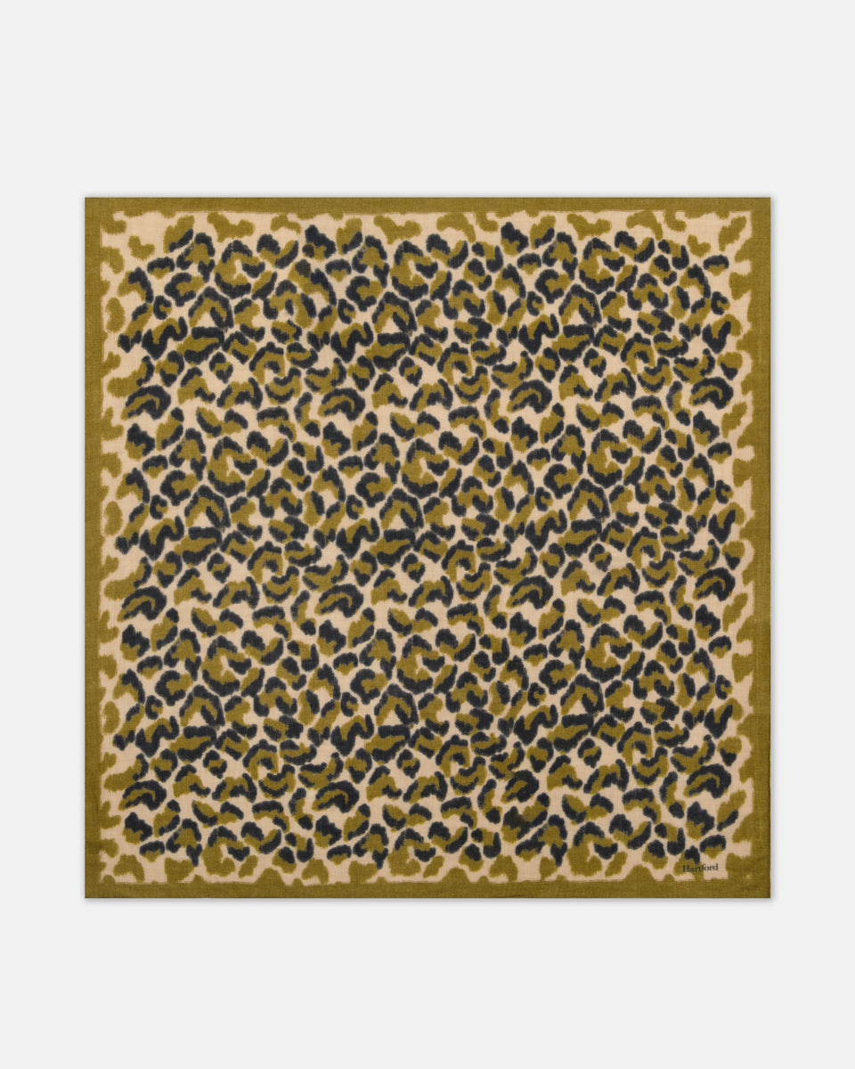 Women's Olive Green leopard print wool Scarf - Image alternative