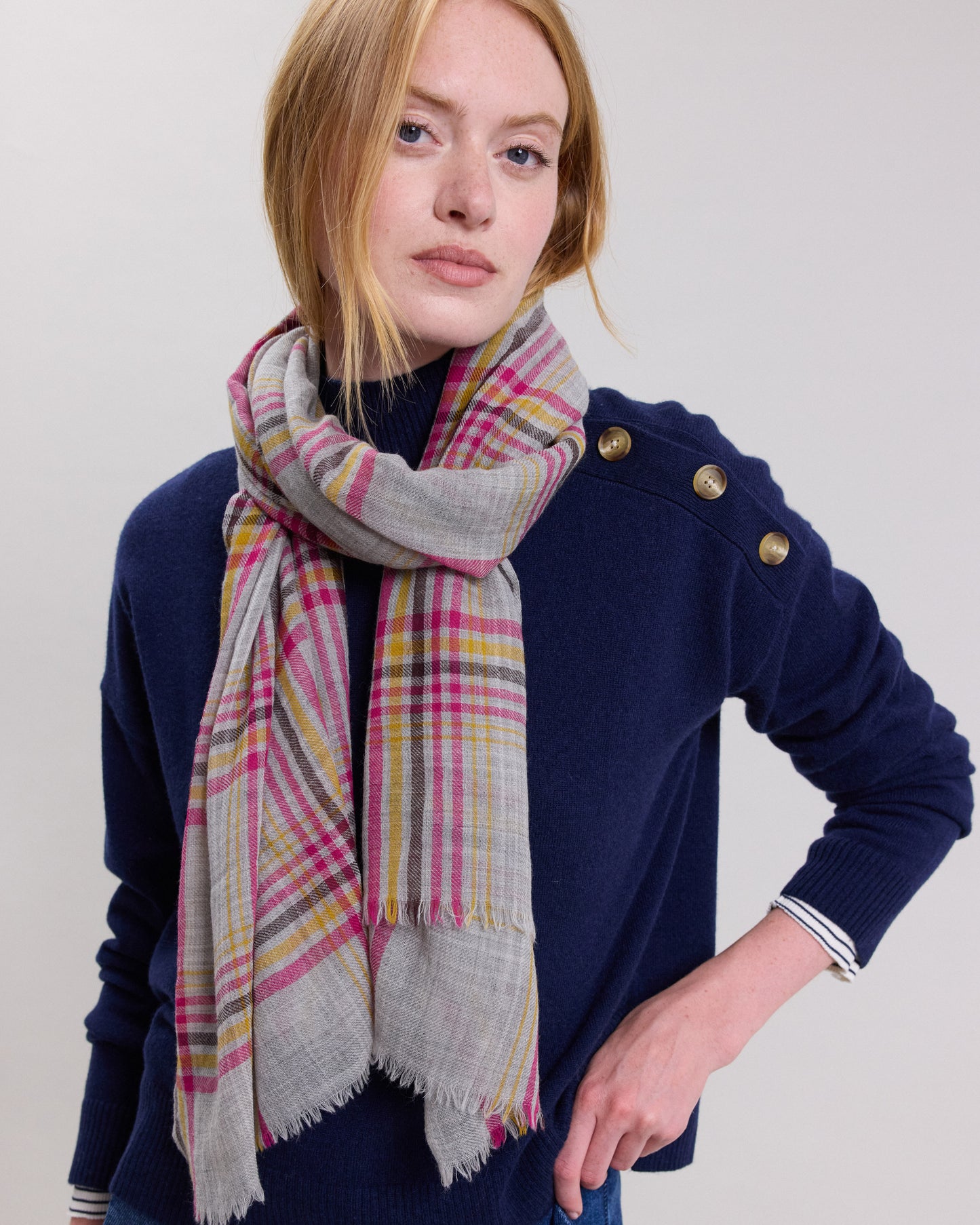 Women's Gray plaid print wool Scarf