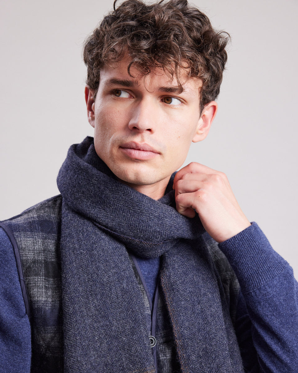 Herringbone Men's Navy Blue herringbone wool Scarf - Image alternative