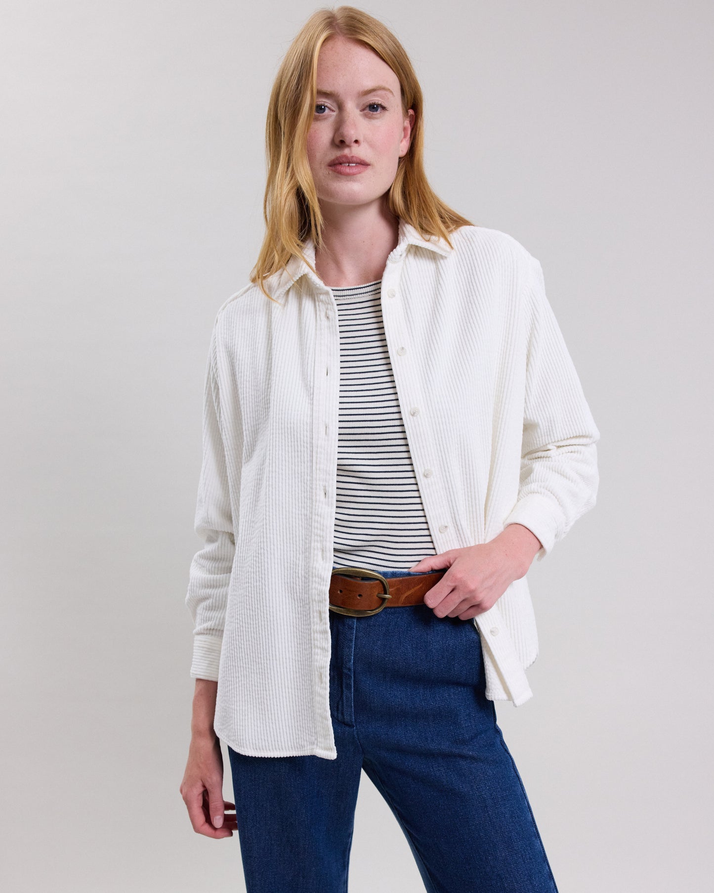 Cinema Women's off-white corduroy Shirt