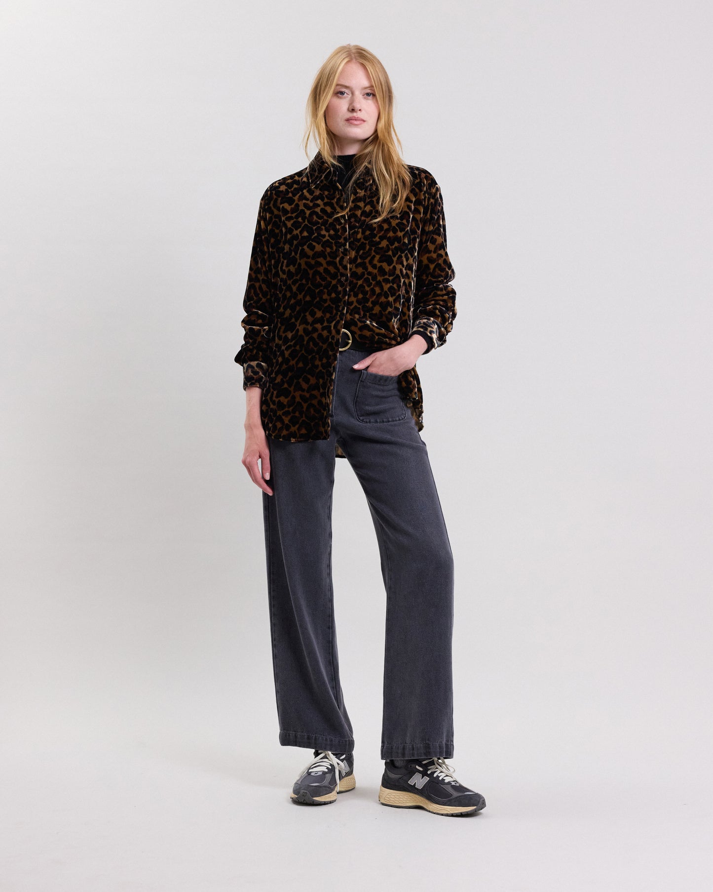 Cadix Women's leopard print velvet Shirt