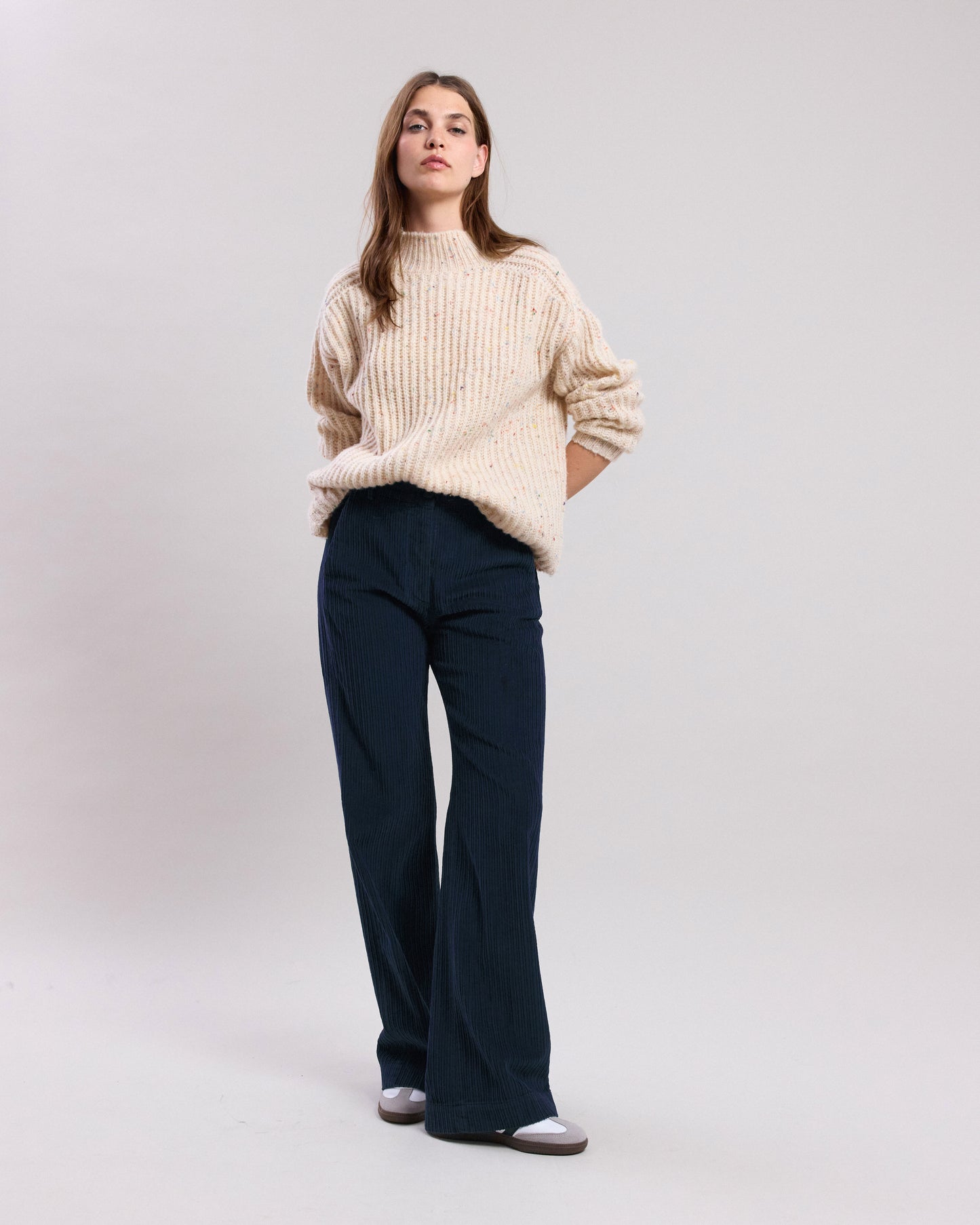 Pandore Women's navy blue corduroy Pants