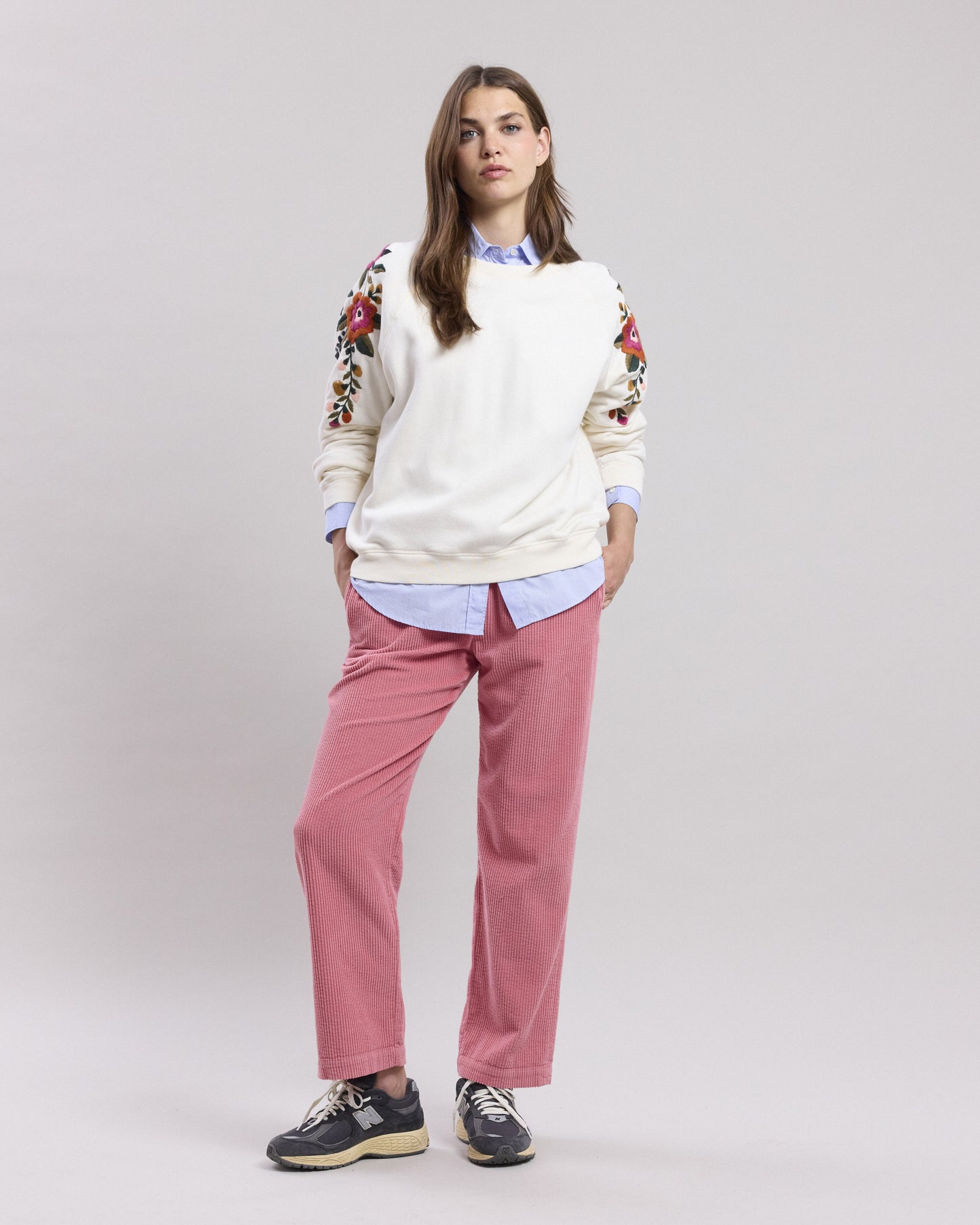 Pantalon Femme en velours côtelé Rose Poudré Peyo