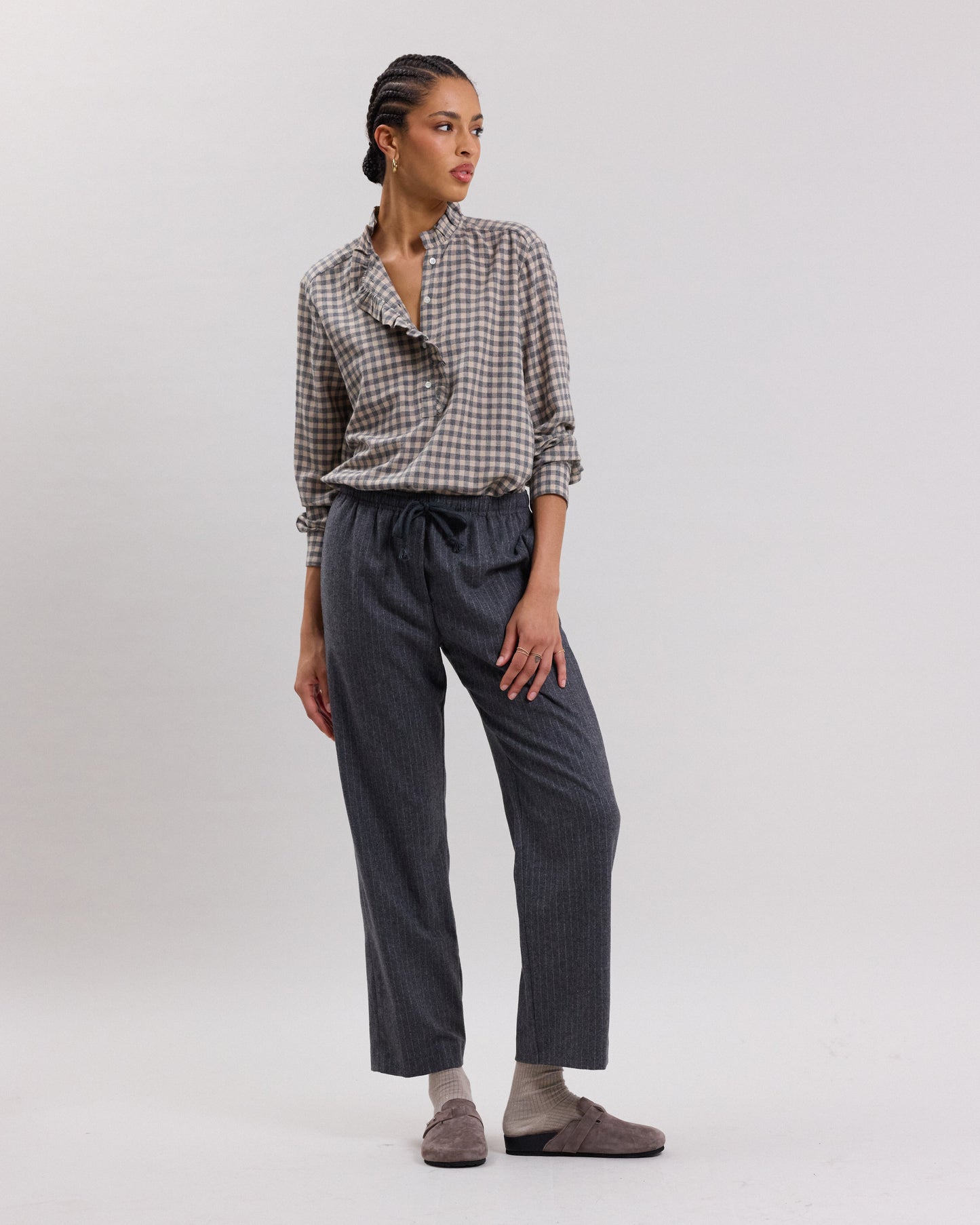 Pantalon Femme en laine vierge mélangée à rayures Gris Peyo