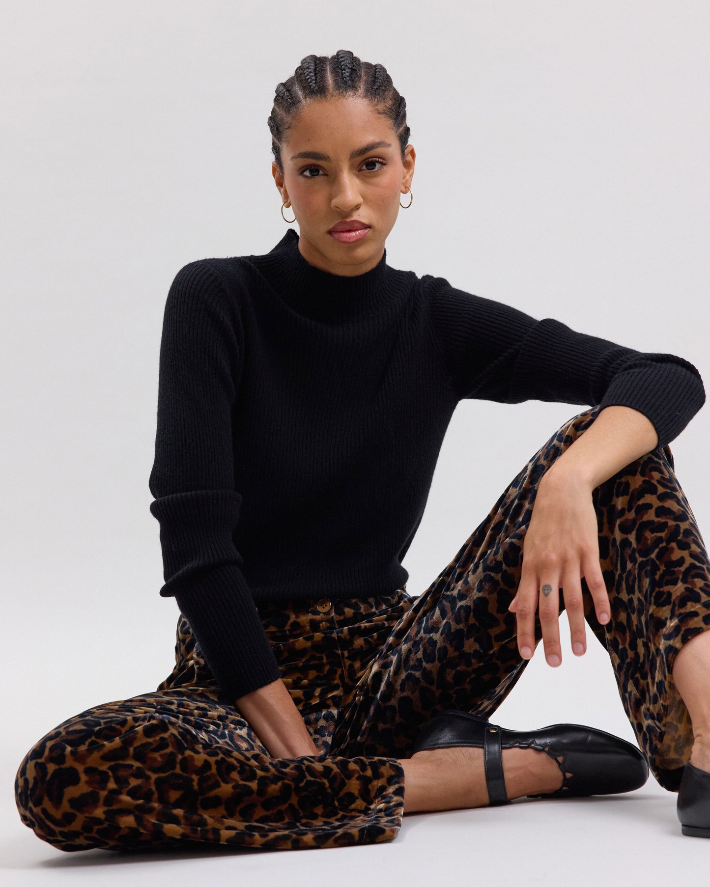 Pilgrim Women's Leopard print velvet Pants