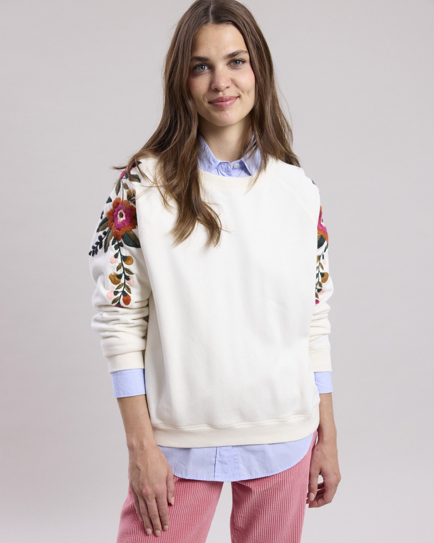 Tapucine Women's Off-White fleece Sweatshirt