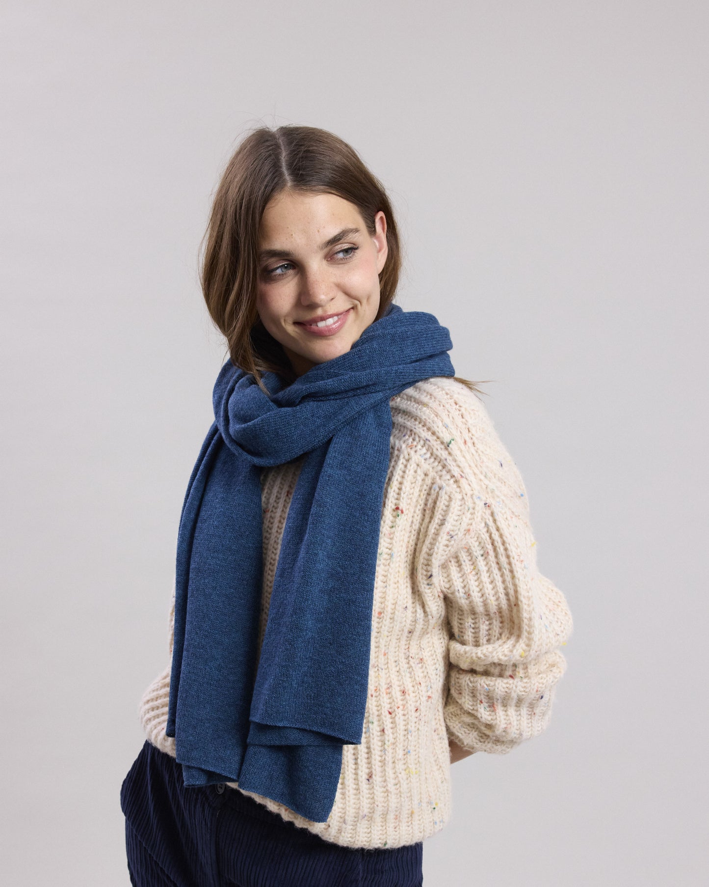 Ment Women's Polar Blue merino wool and cashmere Scarf