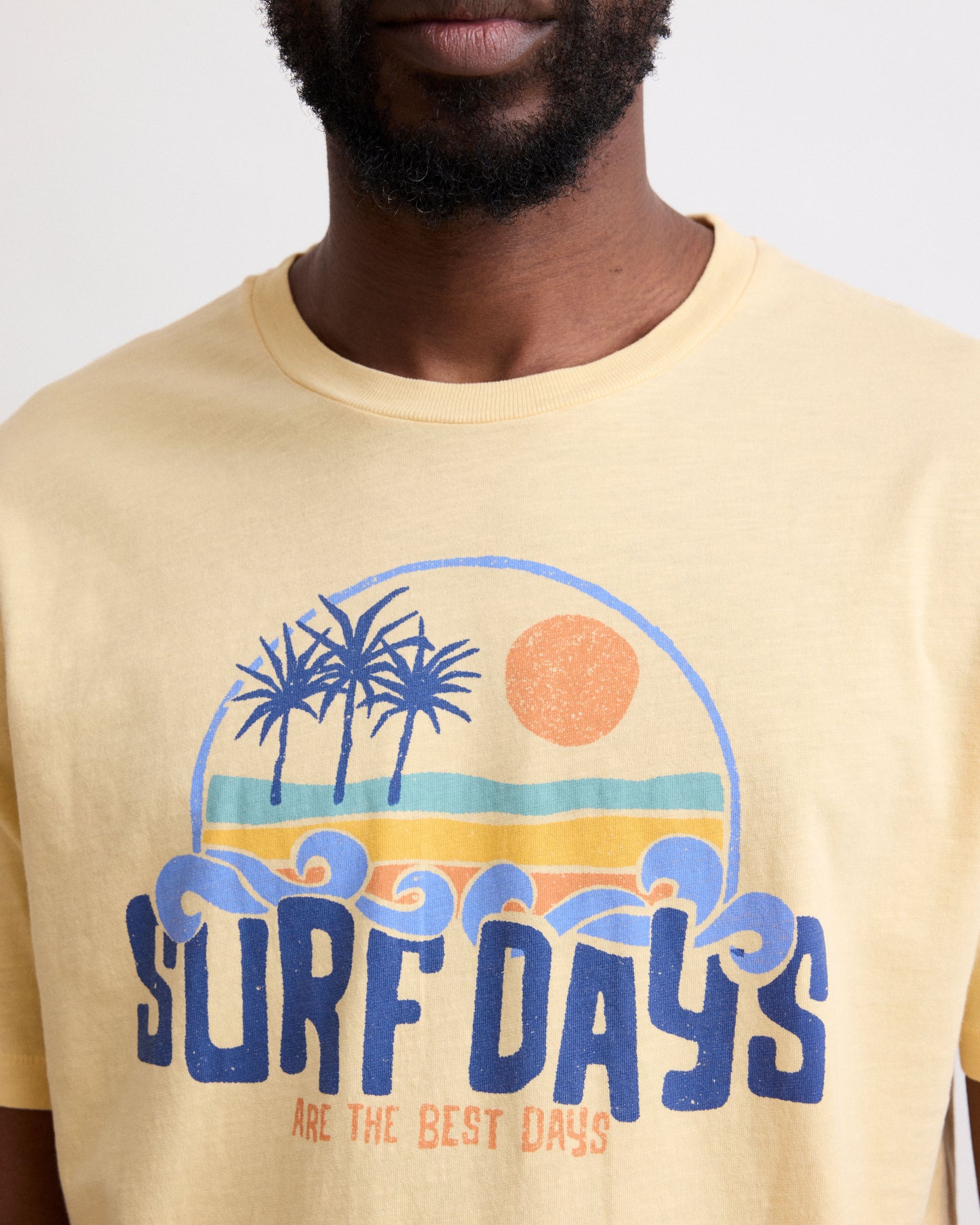 Tee Shirt Homme en Coton Slub Imprimé "Surf Days" Jaune